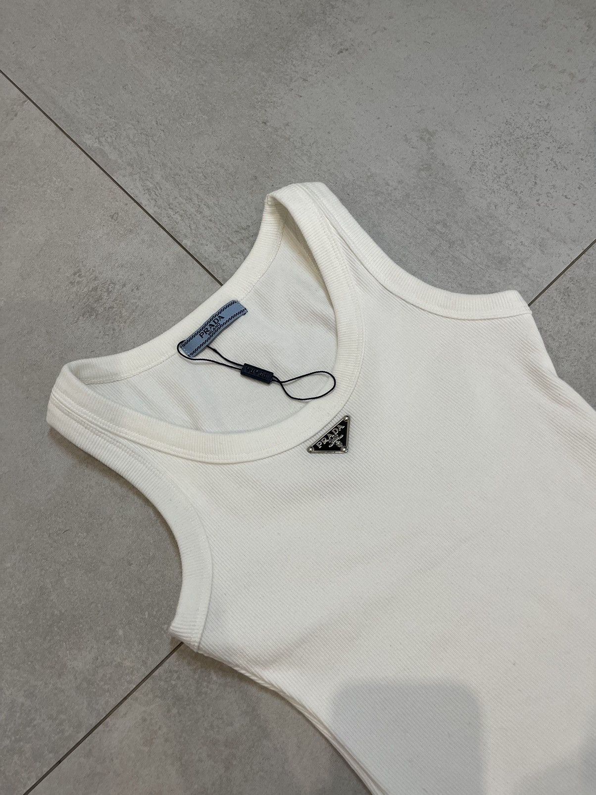 Prada Prada Logo White Tank Top Women Size S Size S / US 4 / IT 40 - 3 Thumbnail