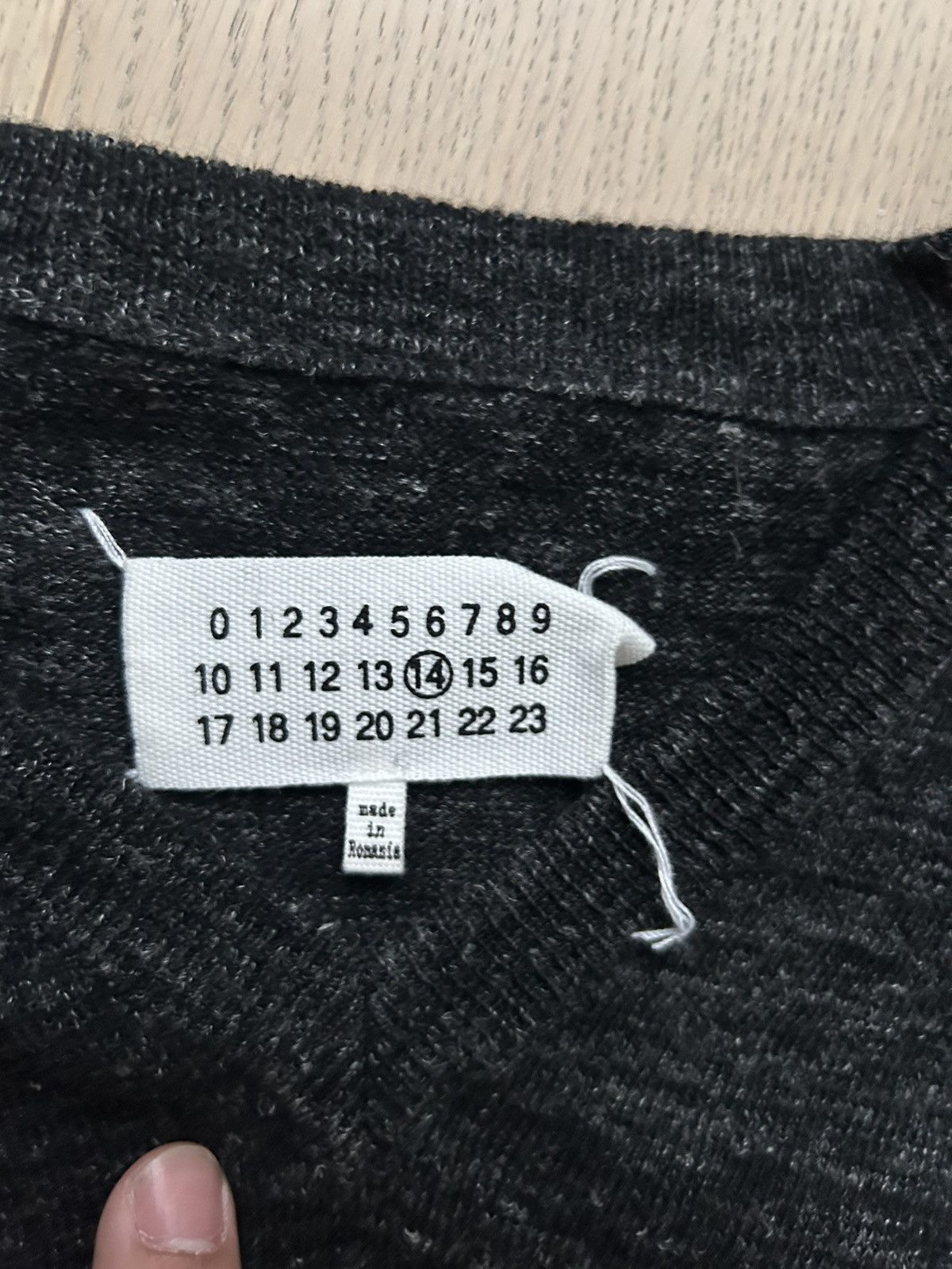 Maison Margiela Maison Margiela Black V Neck Wool Sweater Size US M / EU 48-50 / 2 - 12 Thumbnail