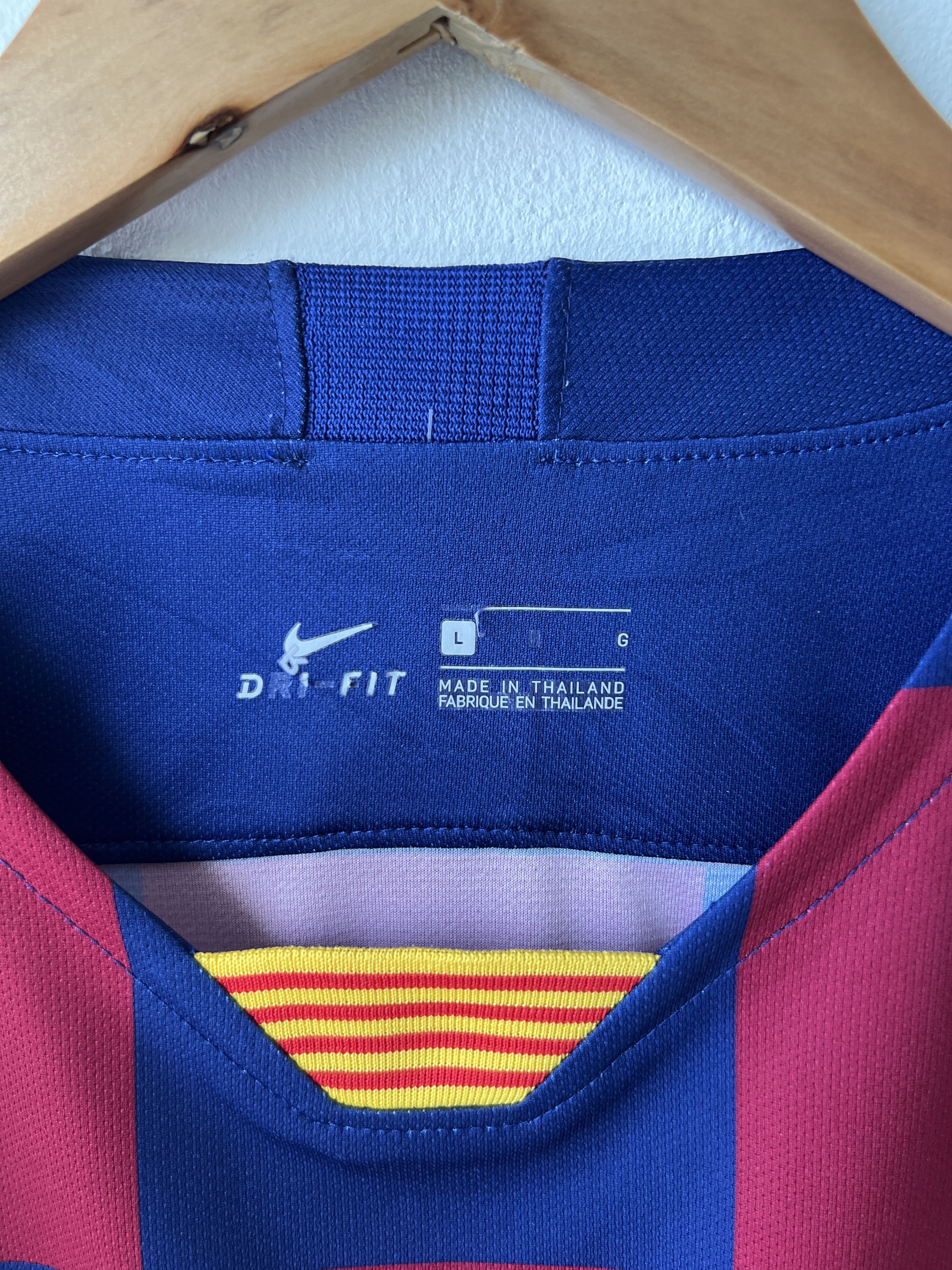 Nike (L) Barcelona 2019-20 Home Kit Pique #3 Size US L / EU 52-54 / 3 - 3 Thumbnail