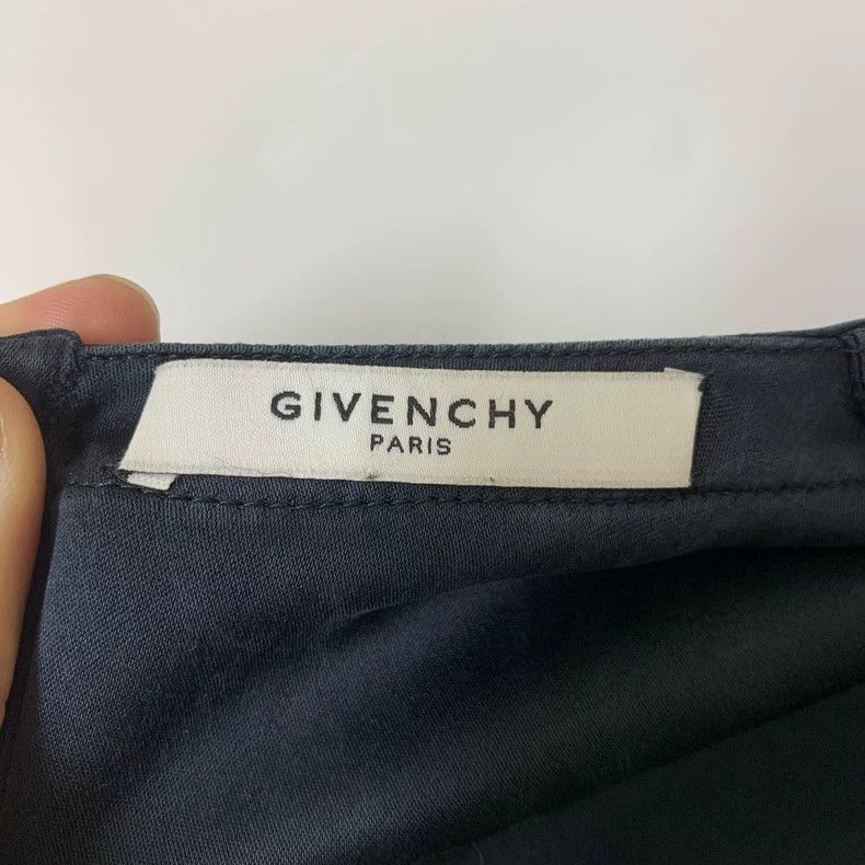Givenchy Givenchy Size 34Solid Color Short Sleeve 2506-Nextarrow Size US XL / EU 56 / 4 - 2 Thumbnail