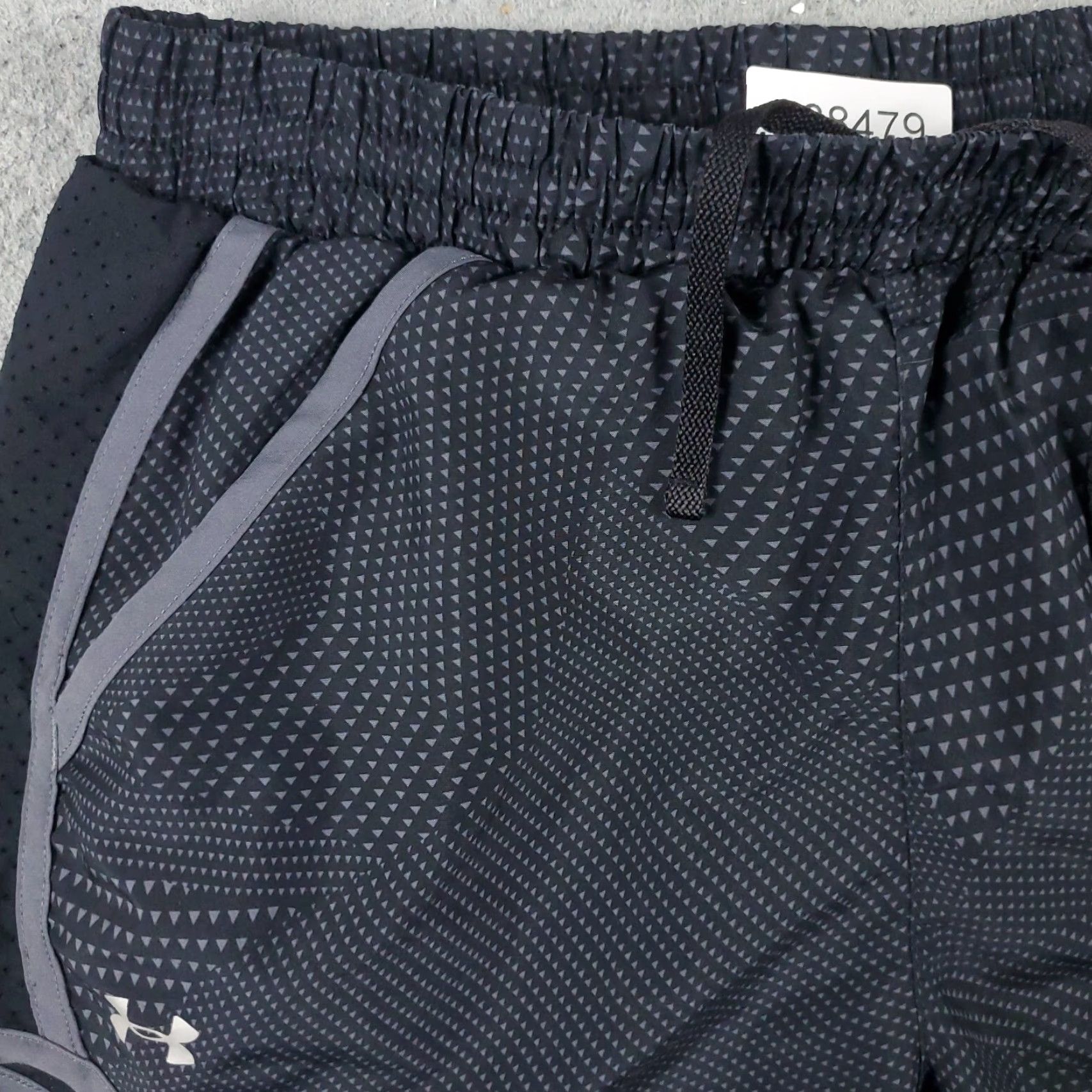 Under Armour Under Armour Shorts Womens Size S Gray Activewear Athletic Drawstring Casual Running Training Size 28" / US 6 / IT 42 - 2 Thumbnail