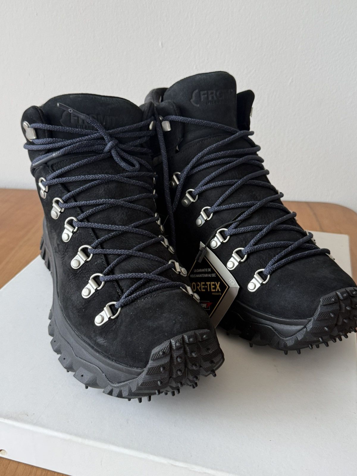 新品！MONCLER X FRAGMENT TRAILGRIP HIGH GTX Moncler x Fragment Trailgrip GTX High