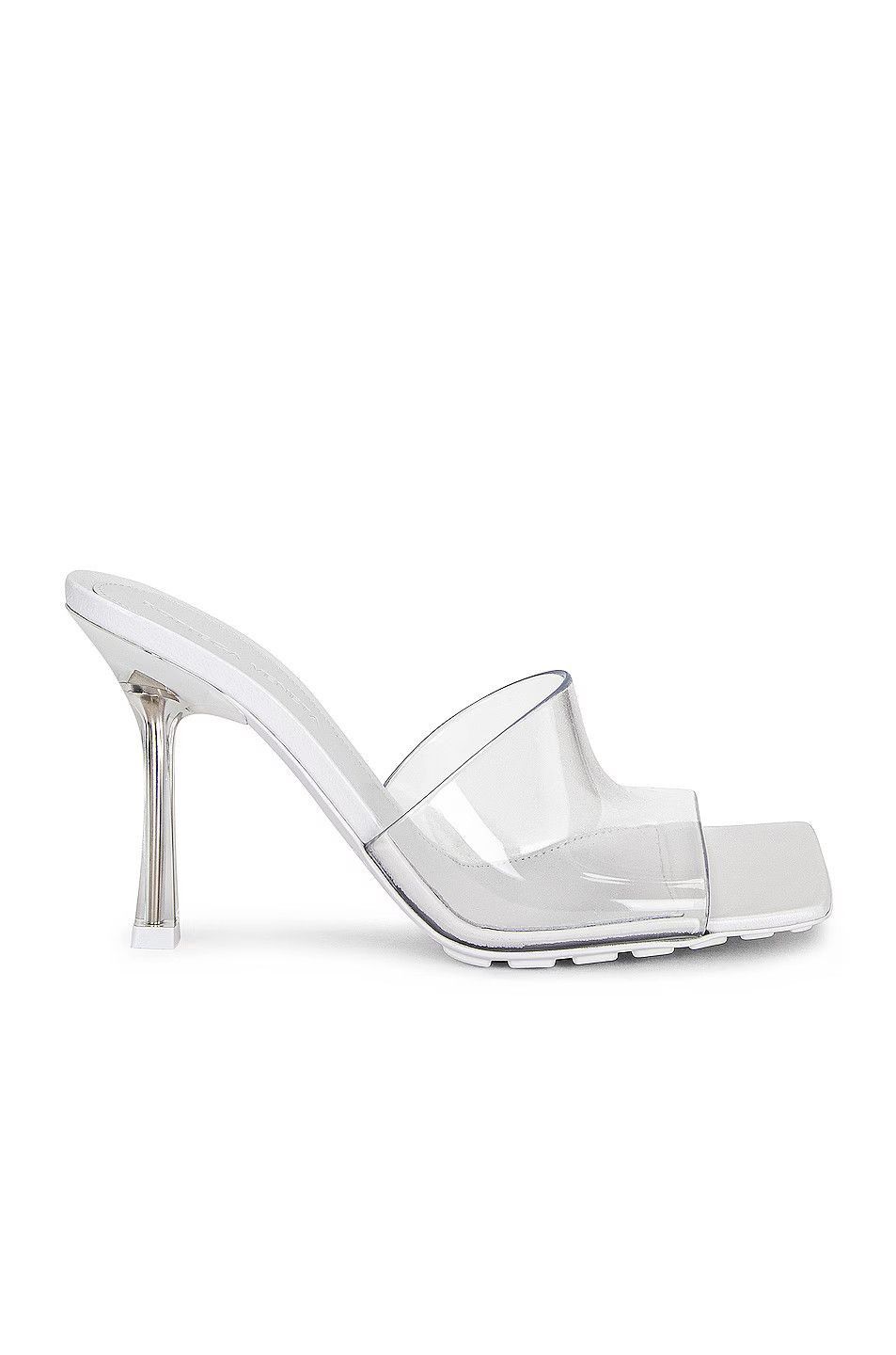 Stretch Mule in White
