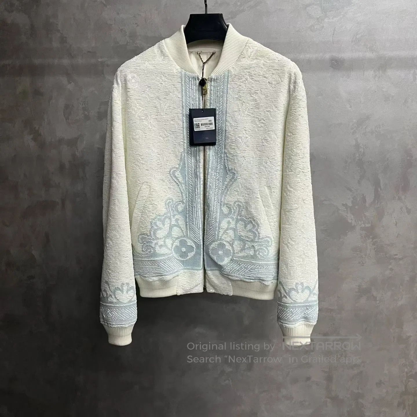 Louis Vuitton Louis Vuitton 2025 Gray Sequin Aviator Jacket. Size US M / EU 48-50 / 2 - 1 Thumbnail