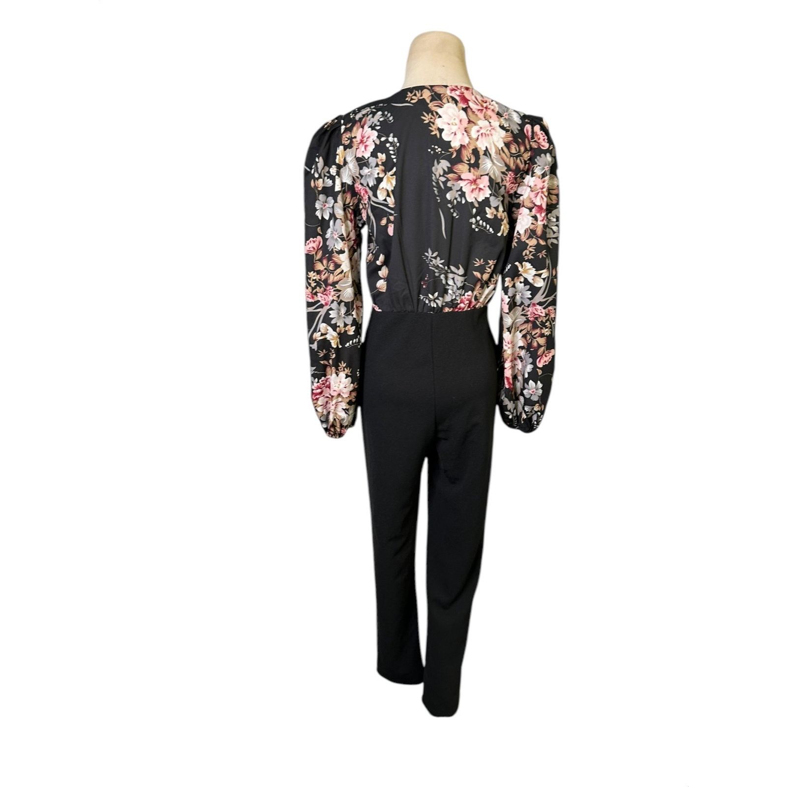 Shein Shein black floral long sleeves jumpsuit size XS Size 26" / US 2 / IT 38 - 14 Thumbnail