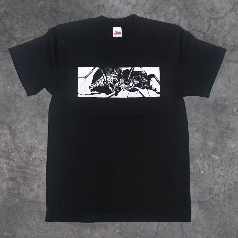 Band Tees Massive Attack mezzanine T shirt Size US XL / EU 56 / 4 - 1 Thumbnail