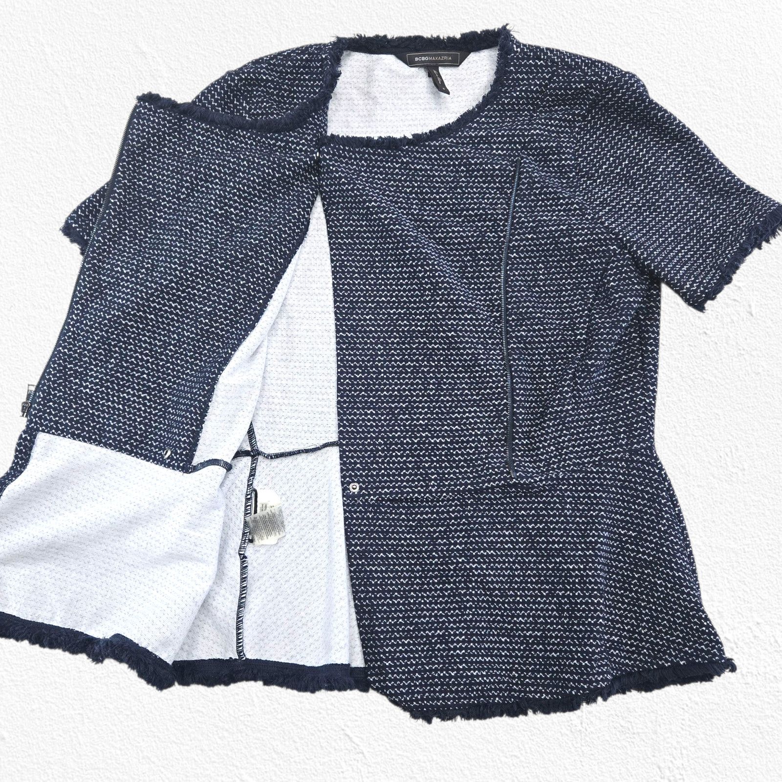 Bcbgmaxazria BCBGMaxazria Navy Zip-Up Short Sleeve Fringe Sweater Small Size S / US 4 / IT 40 - 3 Thumbnail