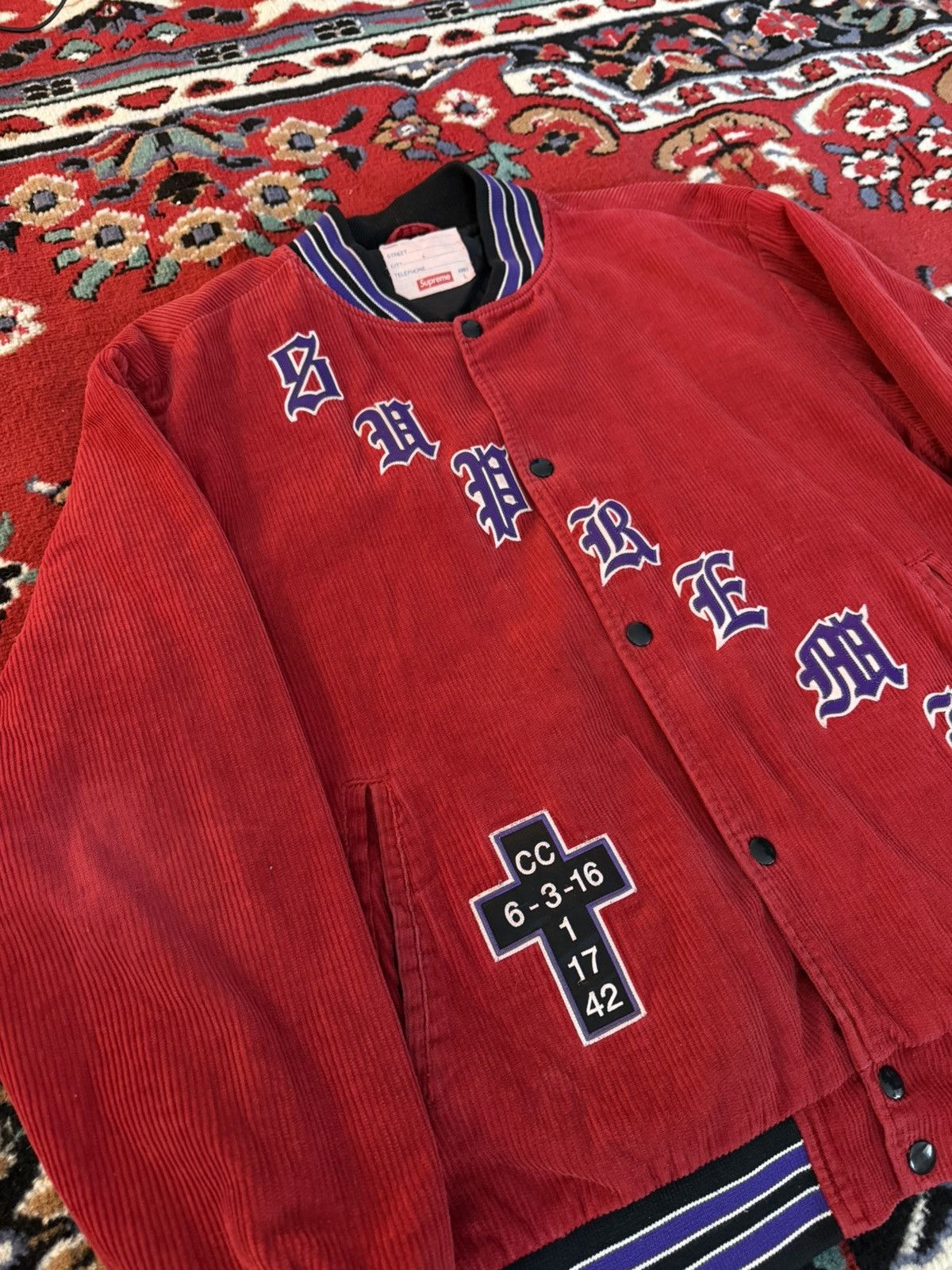 Supreme Supreme SS18 old english bomber Size US L / EU 52-54 / 3 - 2 Thumbnail