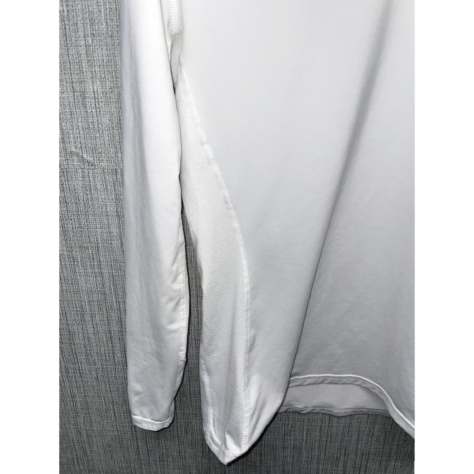 Adidas ADIDAS Climalite Tech-Fit Long Sleeve Athletic Shirt Womens L White Size L / US 10 / IT 46 - 3 Thumbnail