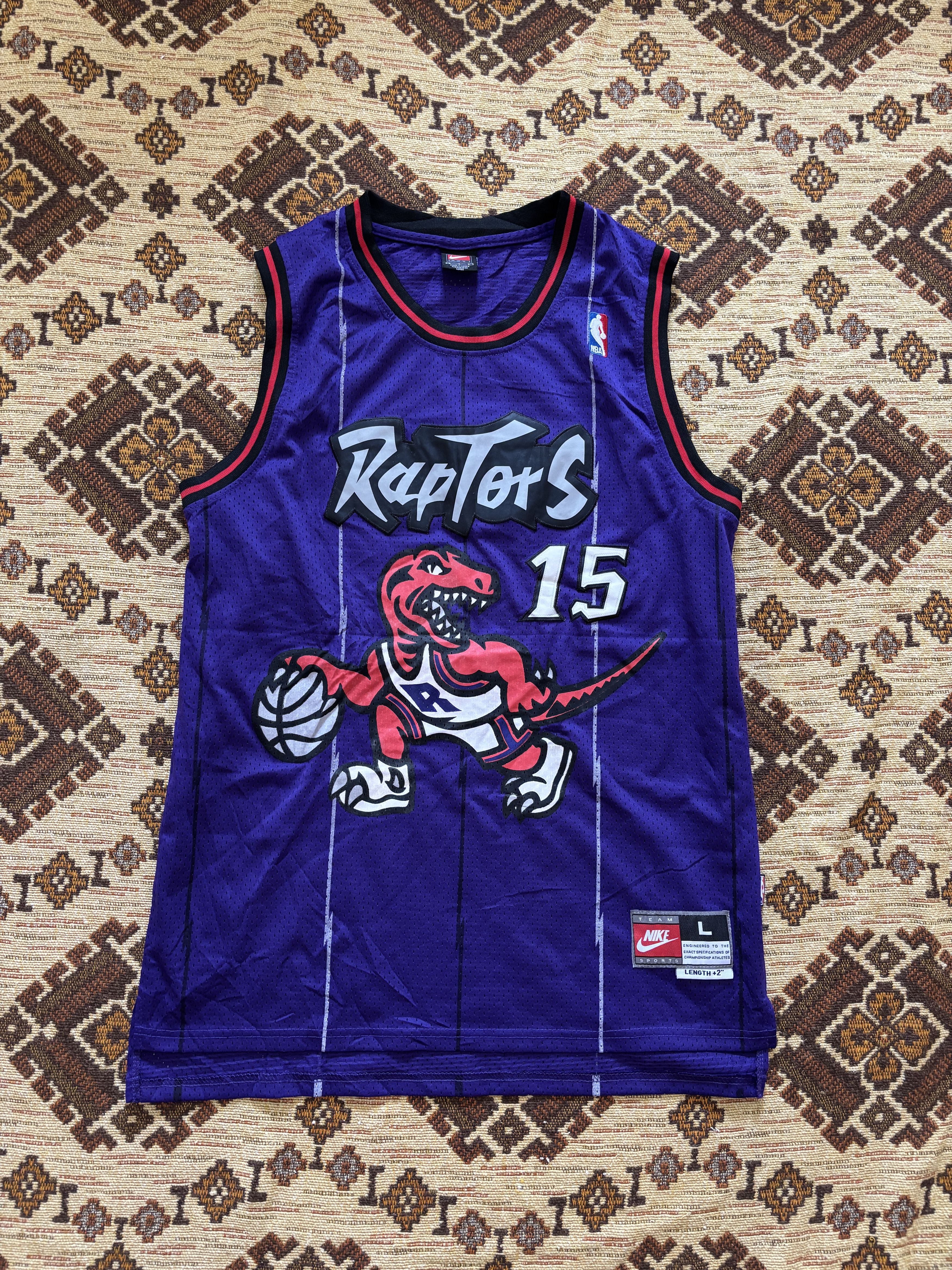 NBA Vintage 90s Toronto Raptors Vince Carter 15 Size L Size US L / EU 52-54 / 3 - 1 Thumbnail