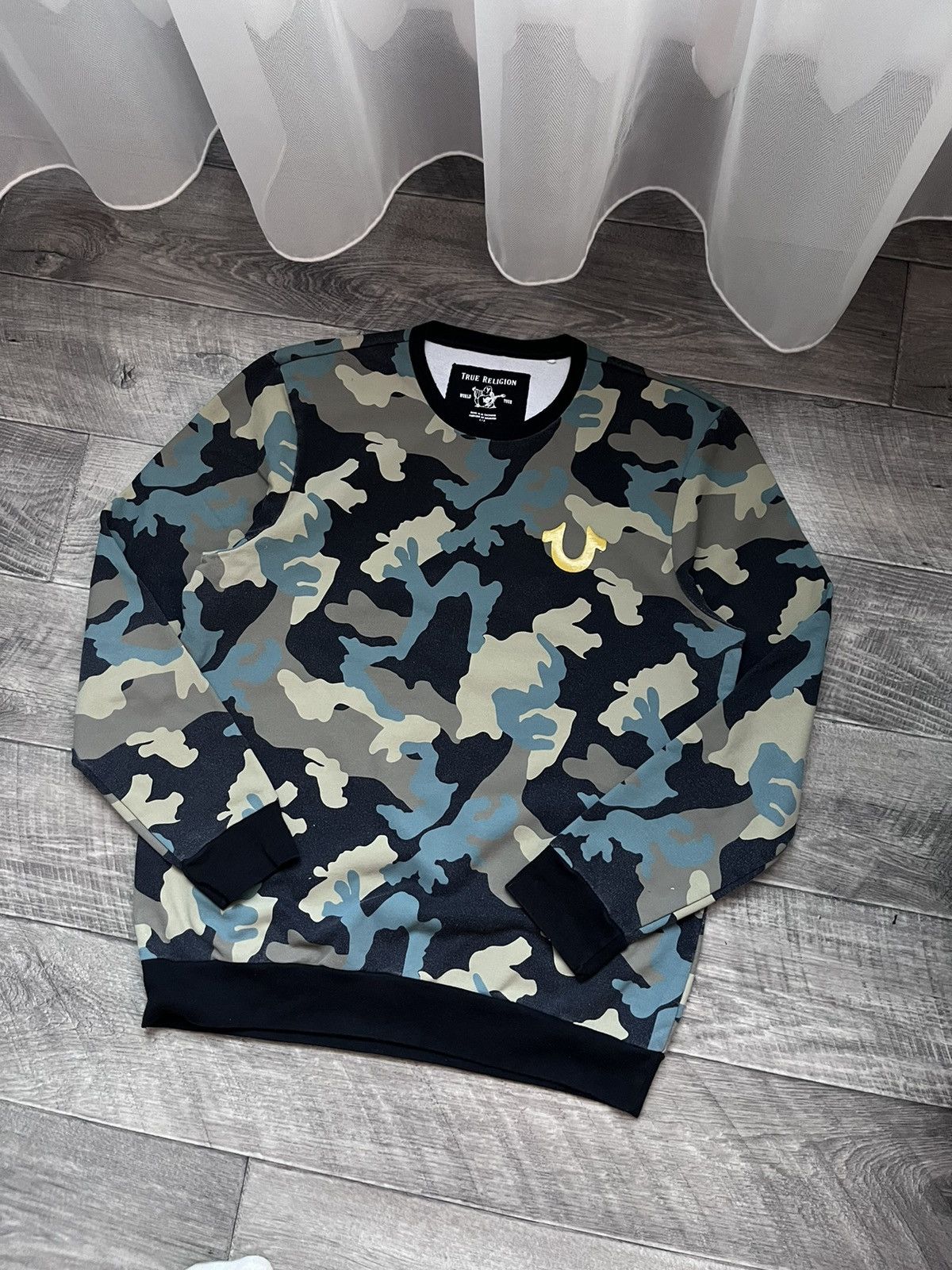 True Religion True Religion Big Gold Logo Buddha Camo Sweatshirt Vintage Size US L / EU 52-54 / 3 - 4 Thumbnail