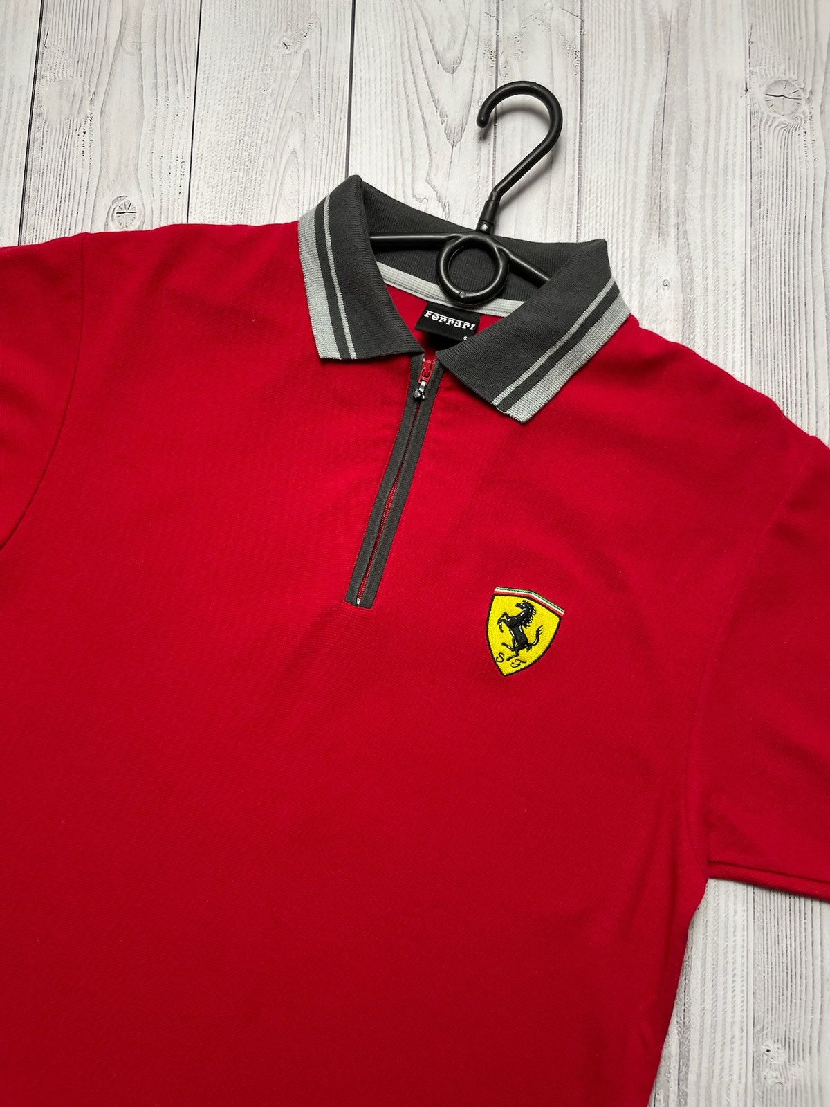 Ferrari × Vintage Vintage Ferrari polo red racing logo size S Size US S / EU 44-46 / 1 - 2 Thumbnail