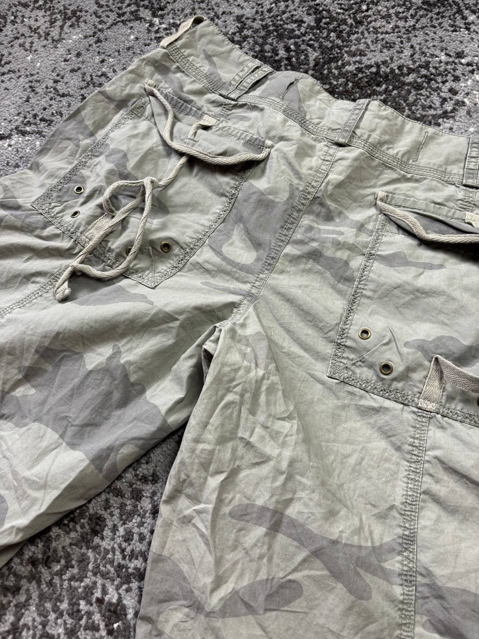 Vintage Vintage Y2K New Look Carti Syle Cargo Military Shorts Size US 33 - 9 Thumbnail