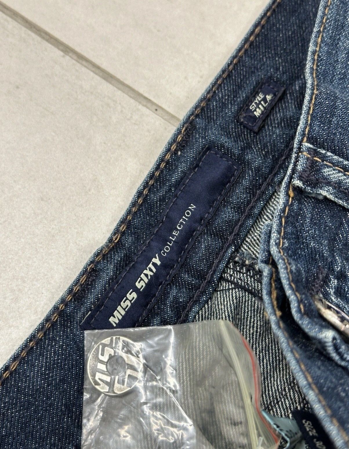 Miss Sixty DDP NEW Miss Sixty 60 Jeans Baggy Mila High Waist Flared y2k Size 30" / US 8 / IT 44 - 10 Thumbnail