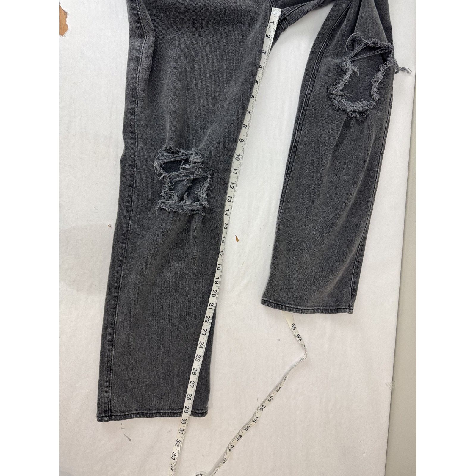 Hollister Grunge Hollister Ultra High Rise Dad Jeans Black 2R 26R Size 26" / US 2 / IT 38 - 4 Thumbnail