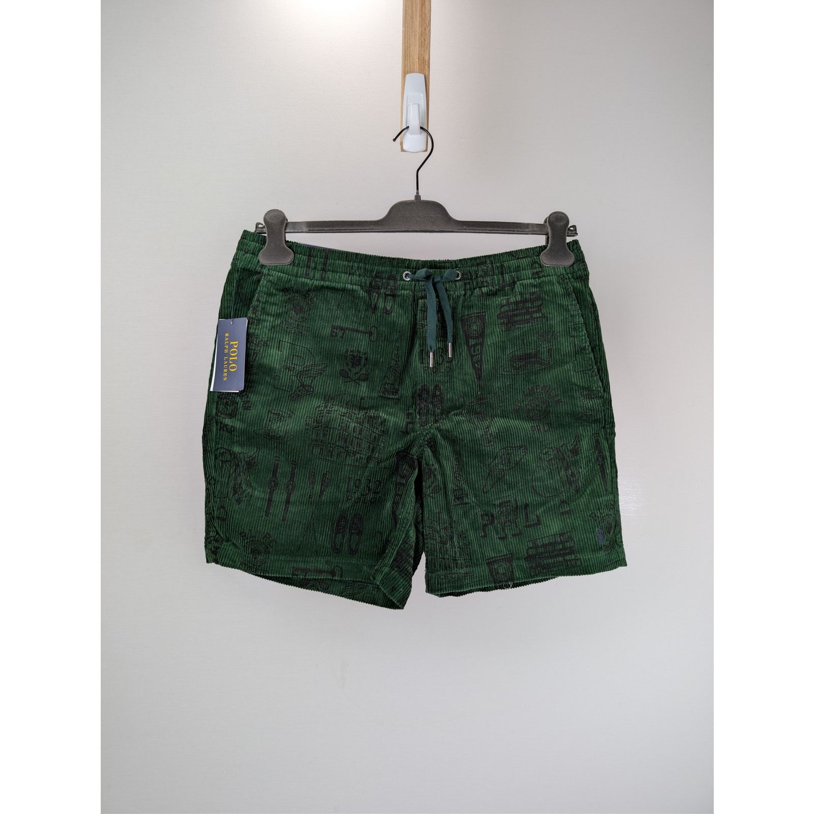 Polo Ralph Lauren o1rshd1 CC20 Velvet Shorts in Green Size US 32 / EU 48 - 8 Thumbnail
