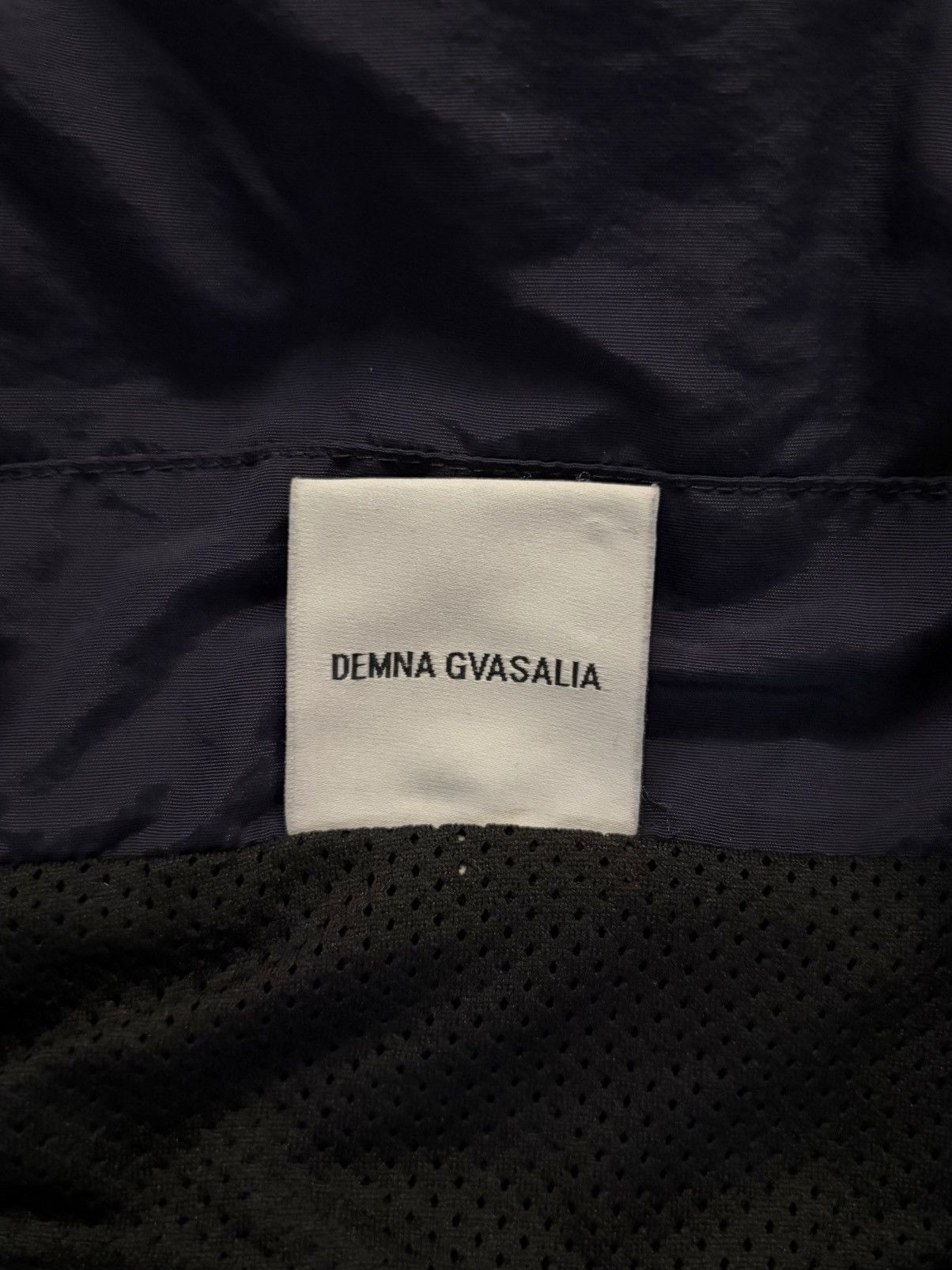 Vetements Vetements F/W19 Hi-Vis Anarchy Reflective Parka Size US XXL / EU 58 / 5 - 18 Thumbnail