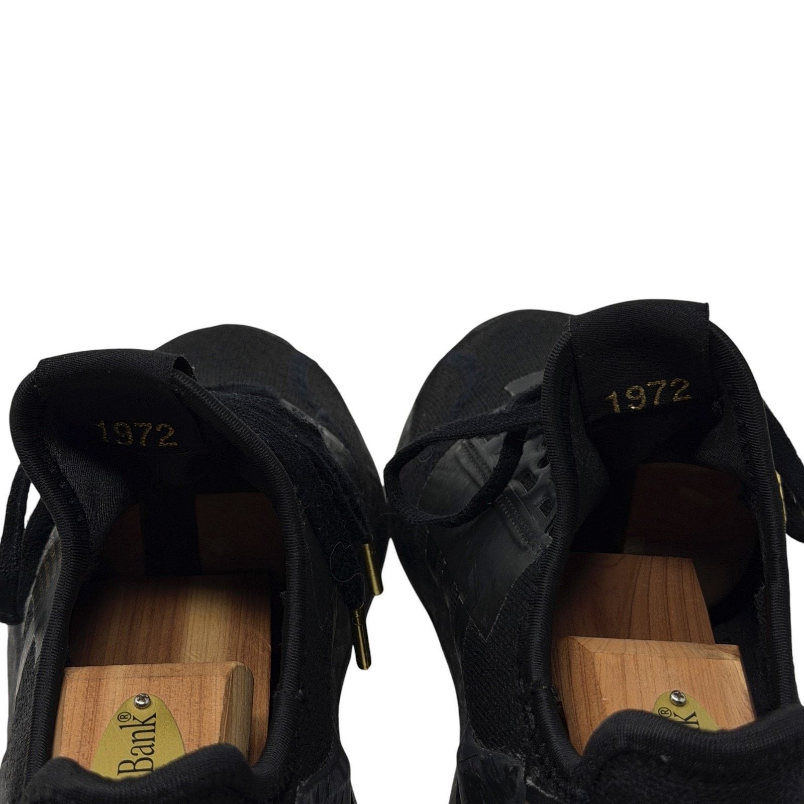 Adidas adidas Originals NMD_R1 V2 Running Shoes HP3251 Core Black 8 Size US 8 / EU 41 - 9 Thumbnail