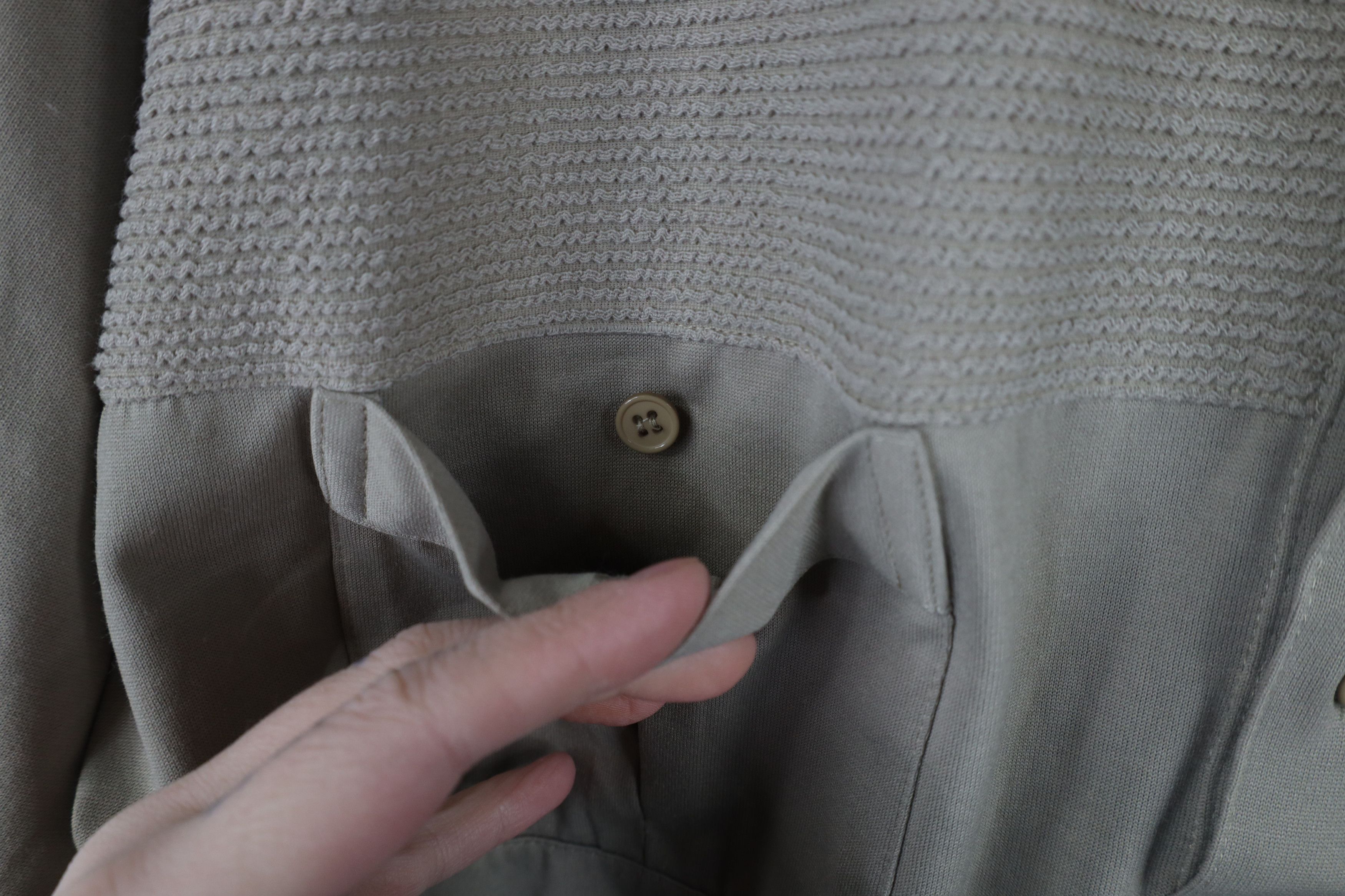 Vintage Vintage 90s Streetwear Ribbed Knit Pullover Polo Shirt Beige Size US M / EU 48-50 / 2 - 4 Thumbnail