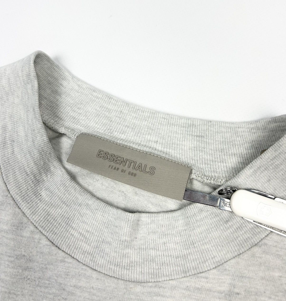 Fear of God × Vintage Y2k Fear Of God Essentials Tee Velor Logo T-shirt Size US M / EU 48-50 / 2 - 10 Thumbnail