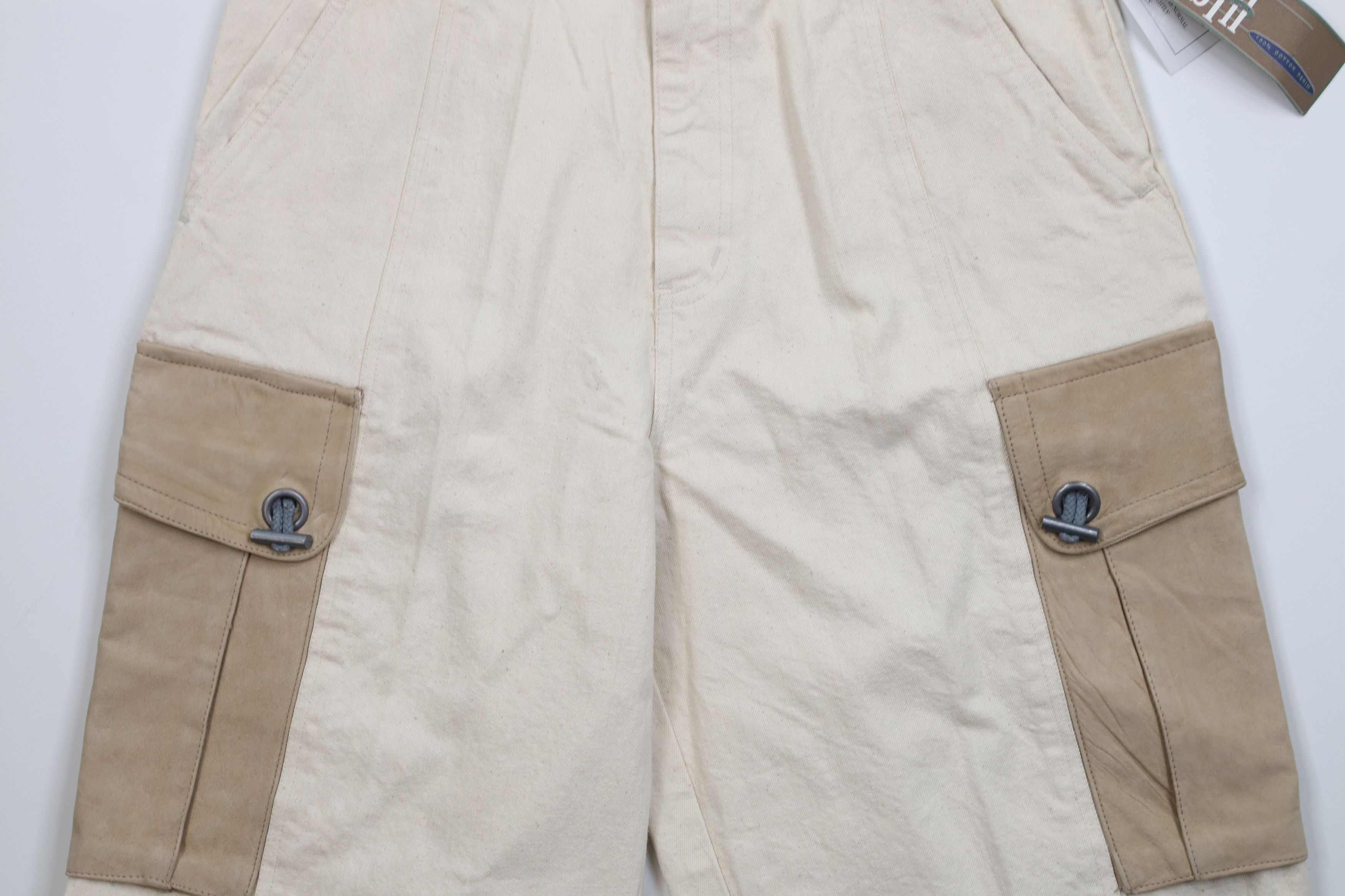 Vintage Deadstock Vintage 90s Streetwear Leather Cargo Shorts Beige Size US 32 / EU 48 - 3 Thumbnail