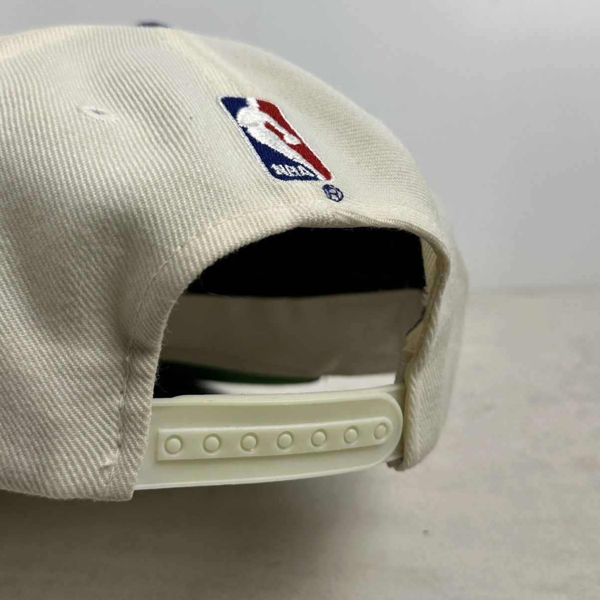 Vintage Vintage Toronto Raptors Laser Sports Specialties NBA 90s Hat Size ONE SIZE - 4 Thumbnail