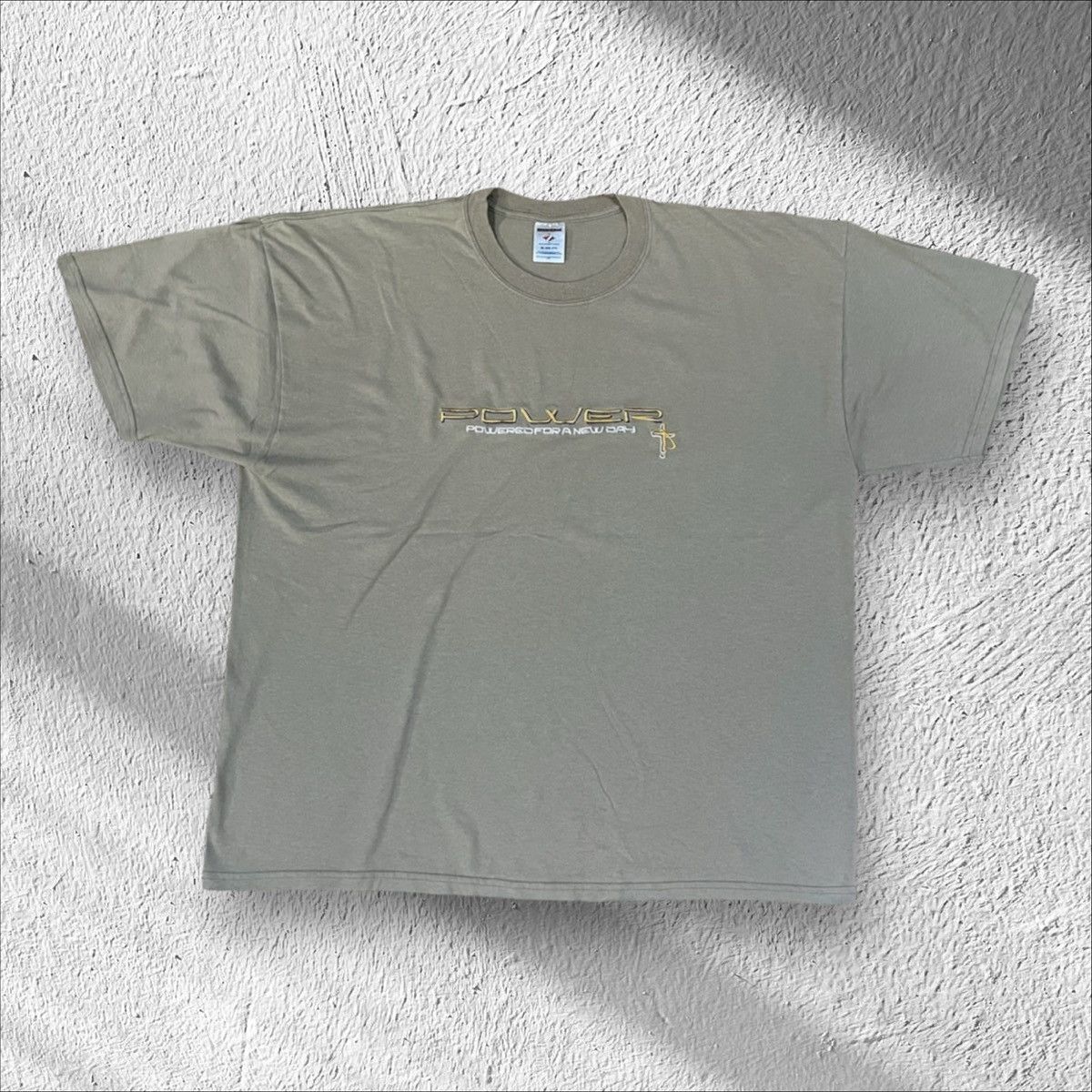 Vintage Vintage Jesus Powered for a New Day Christian Shirt 2XL Size US XXL / EU 58 / 5 - 1 Thumbnail