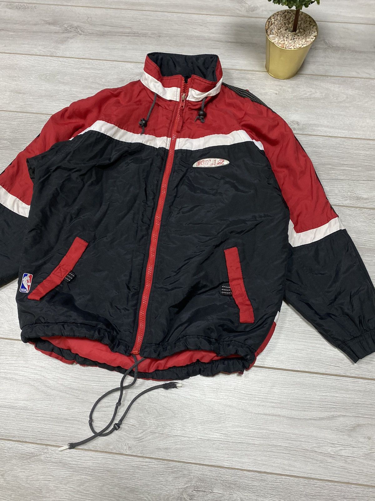 NBA Chicago Bulls Starter vintage big logo head jacket Size US S / EU 44-46 / 1 - 6 Thumbnail