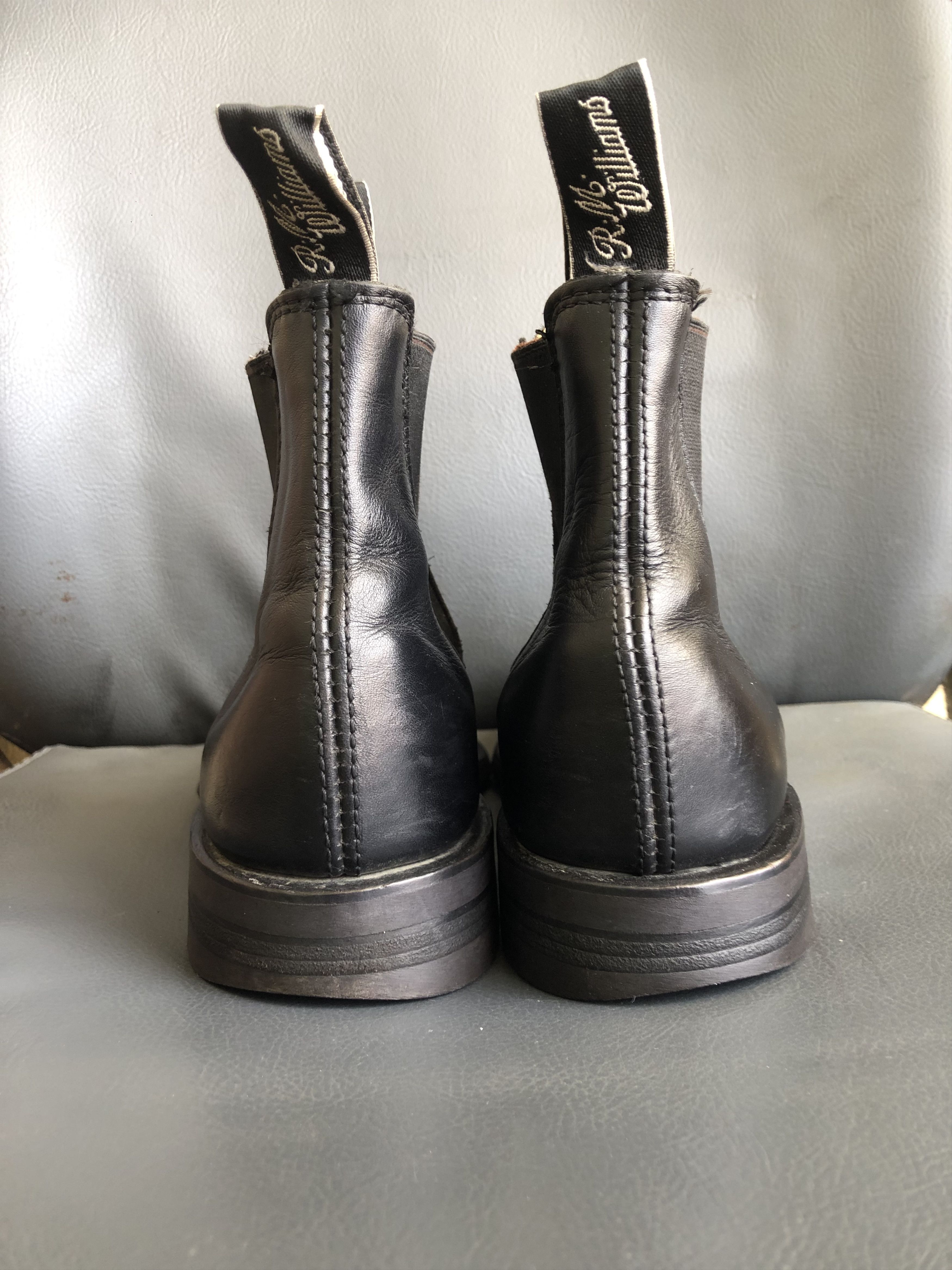 R.M. Williams R.M William’s Black Leather Women’s Chelsea Boot Size 4.5 G Size US 7 / IT 37 - 13 Thumbnail