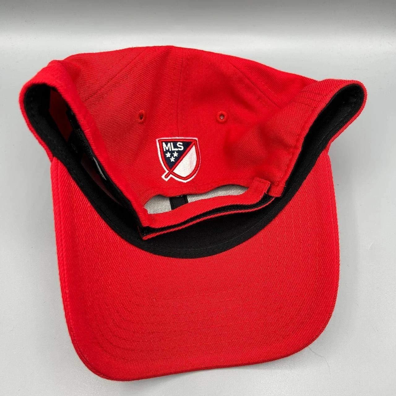 New Era New York Red Bulls Hat Men Red Embroidered MLS Strap Back Size ONE SIZE - 7 Thumbnail