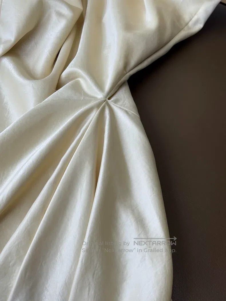 Jil Sander Jil Sander size 36 Chicken Yellow Satin Sleeveless Maxi Dre Size XS / US 0-2 / IT 36-38 - 4 Thumbnail