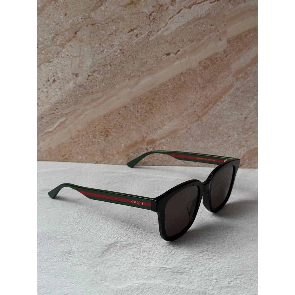 Gucci NEW Gucci GG0847SK Black Striped Arm Unisex Sunglasses Size ONE SIZE - 3 Thumbnail
