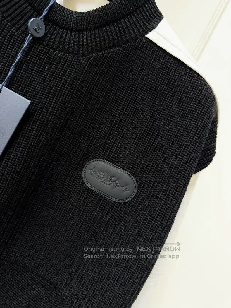 Louis Vuitton Louis Vuitton Black and white patchwork knit crewneck long Size US S / EU 44-46 / 1 - 8 Thumbnail