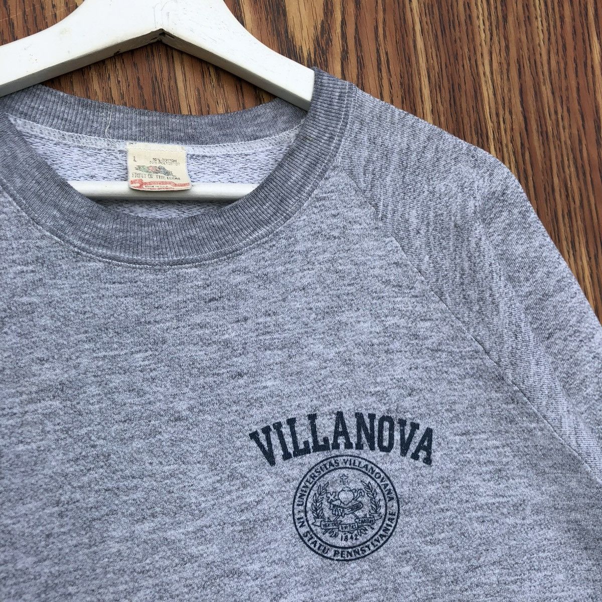 Vintage Vintage The University of Villanova Pennsylvaniae Pullover Size US L / EU 52-54 / 3 - 5 Thumbnail