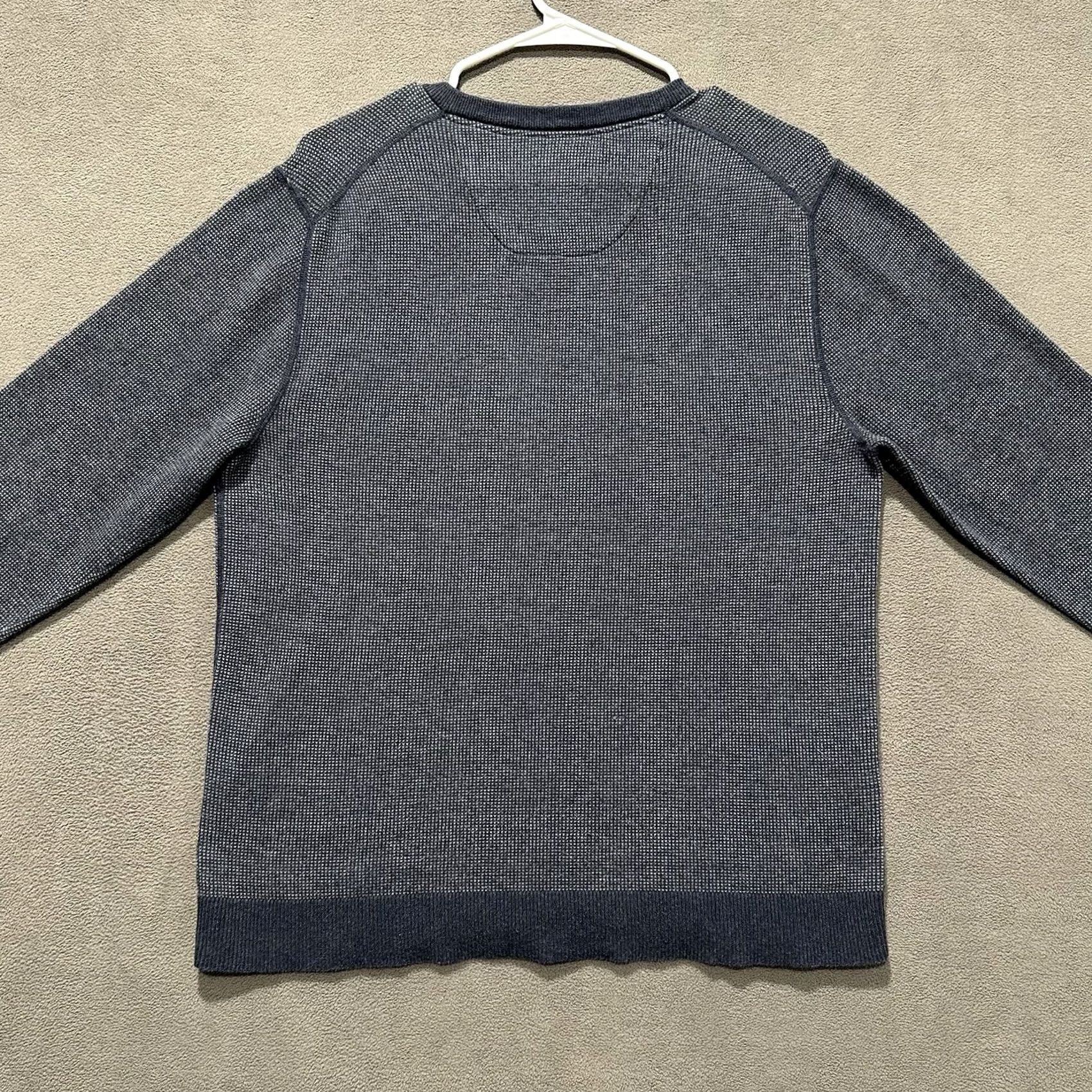 Tommy Bahama Tommy Bahama Sweater Mens Small Blue V-Neck Pullover Knit Soft EUC Size US S / EU 44-46 / 1 - 2 Thumbnail