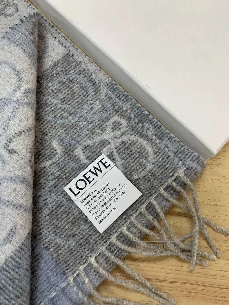 Loewe LOEWE Anagram Checkerboard Wool Scarf. Size ONE SIZE - 7 Thumbnail