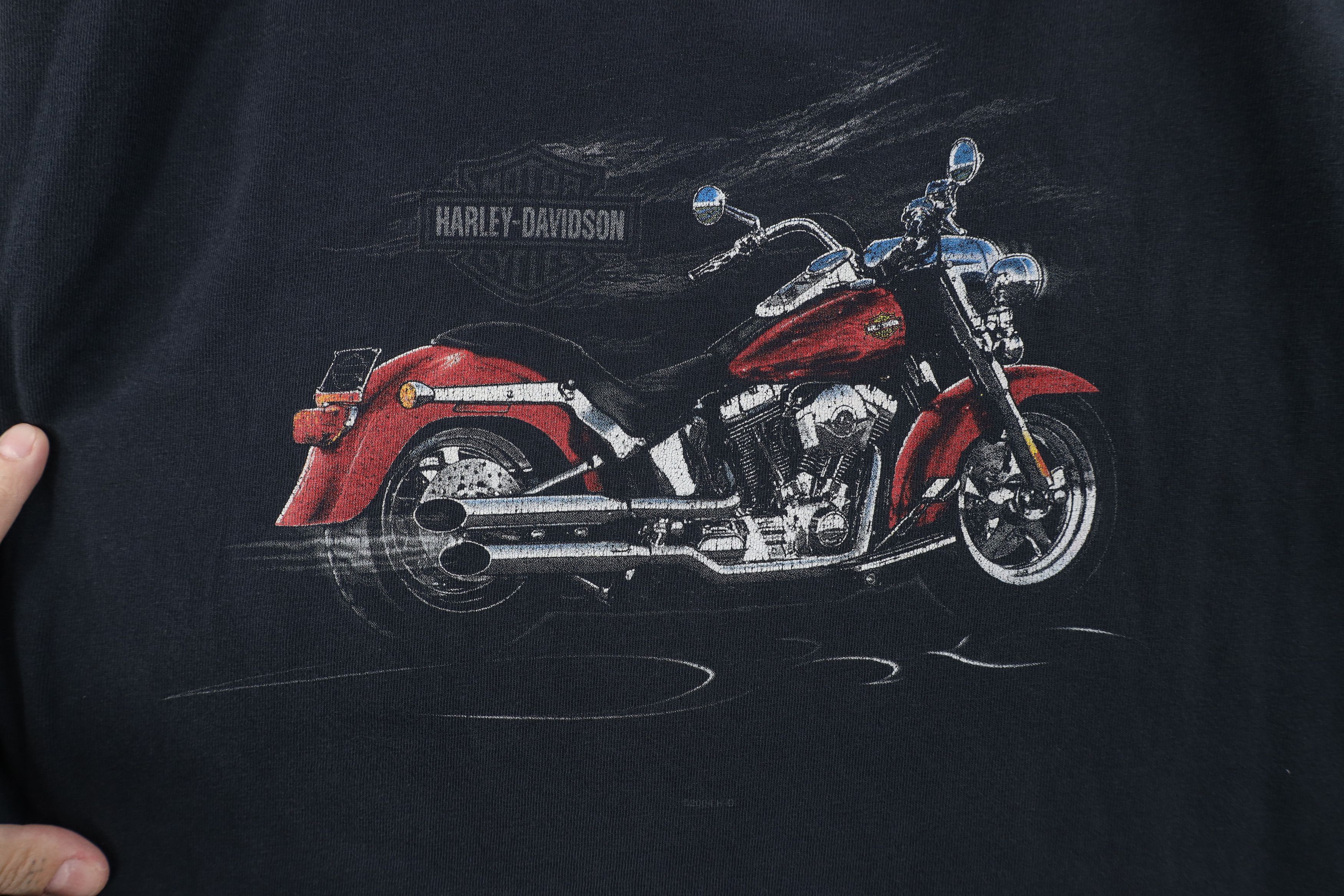 Harley Davidson Vintage Y2K 2004 Harley Davidson Tribal Fire Flames T-Shirt Size US XL / EU 56 / 4 - 4 Thumbnail