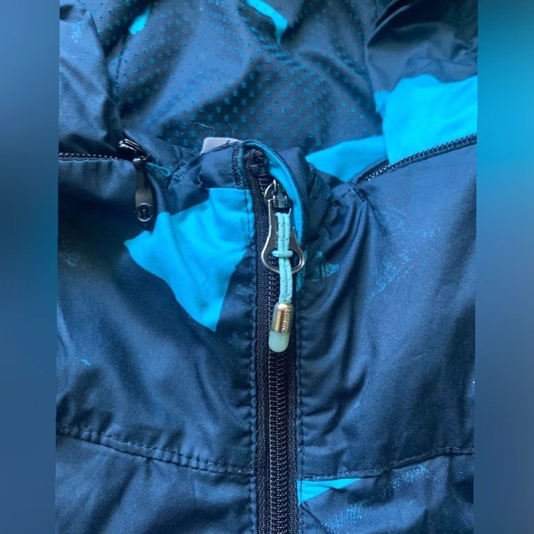 Lululemon Lululemon Backpack It Jacket Blue 2 Women Basic Jacket Polyester Peacock Blue Size XS / US 0-2 / IT 36-38 - 5 Thumbnail
