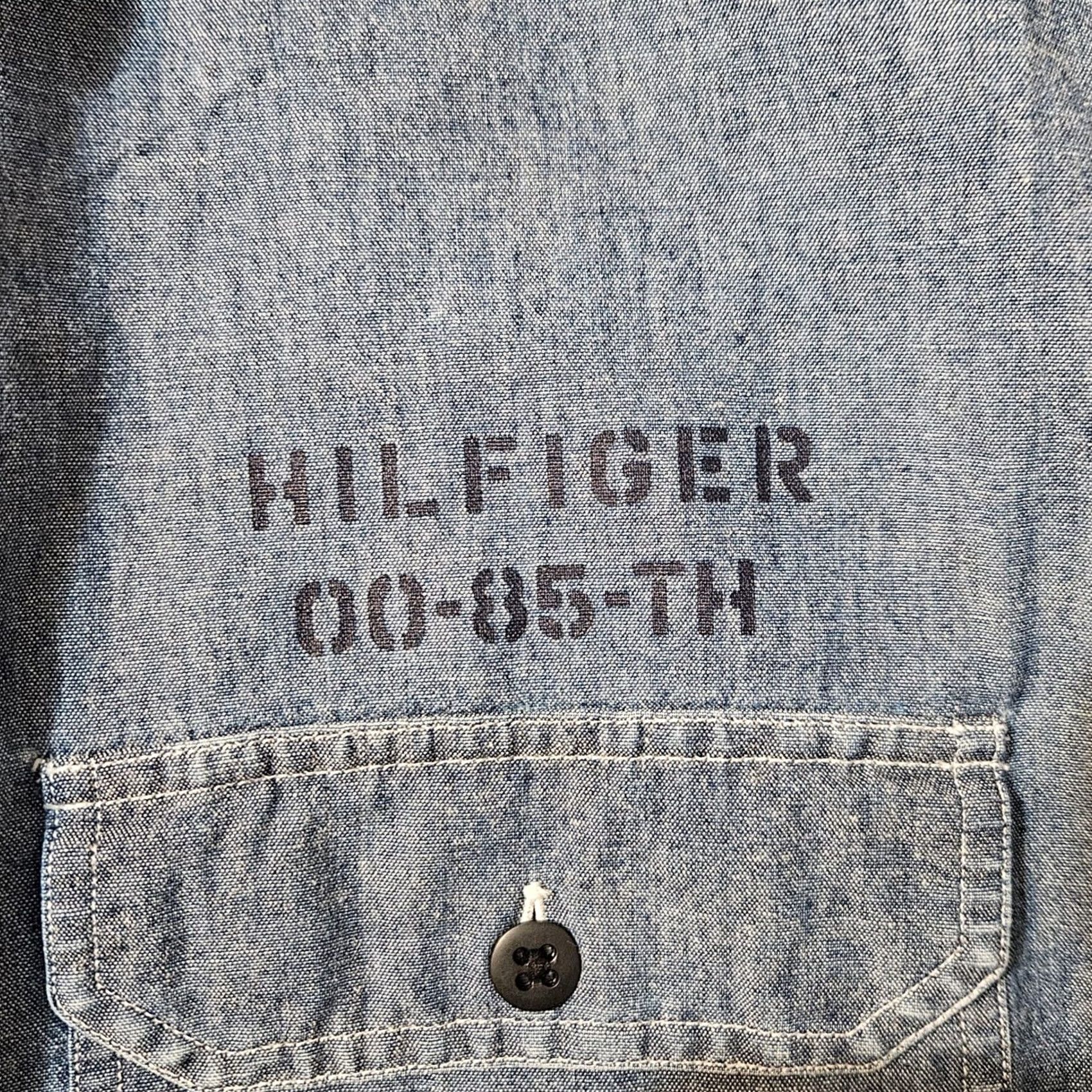 Tommy Hilfiger VINTAGE Tommy Hilfiger Shirt XL Men's 1990s Denim Chambray Grunge Spellout Size US XL / EU 56 / 4 - 4 Thumbnail
