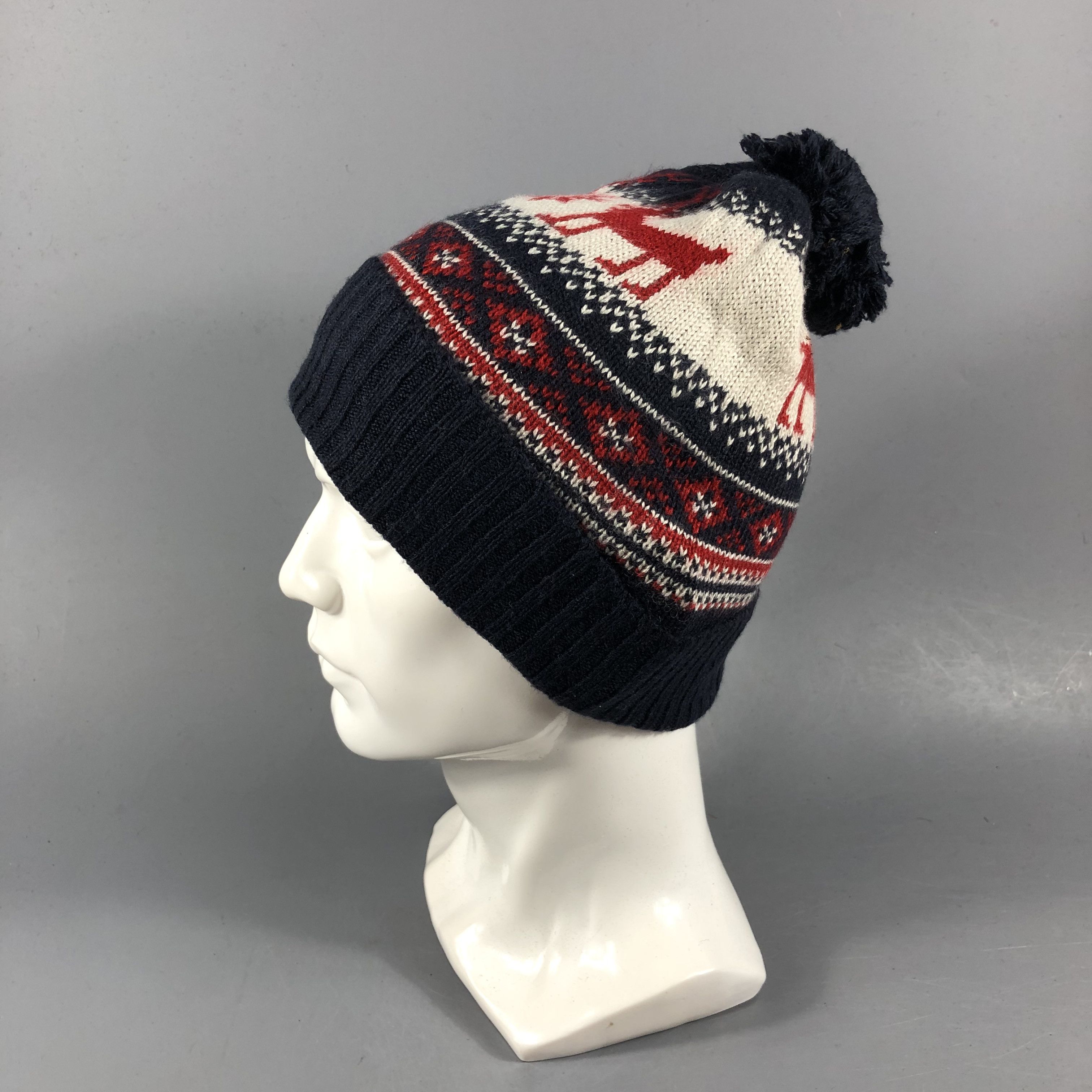 Uniqlo Uniqlo Fair Isle Bobble Beanie Snowcap Snow Hat B1041 Size ONE SIZE - 2 Thumbnail