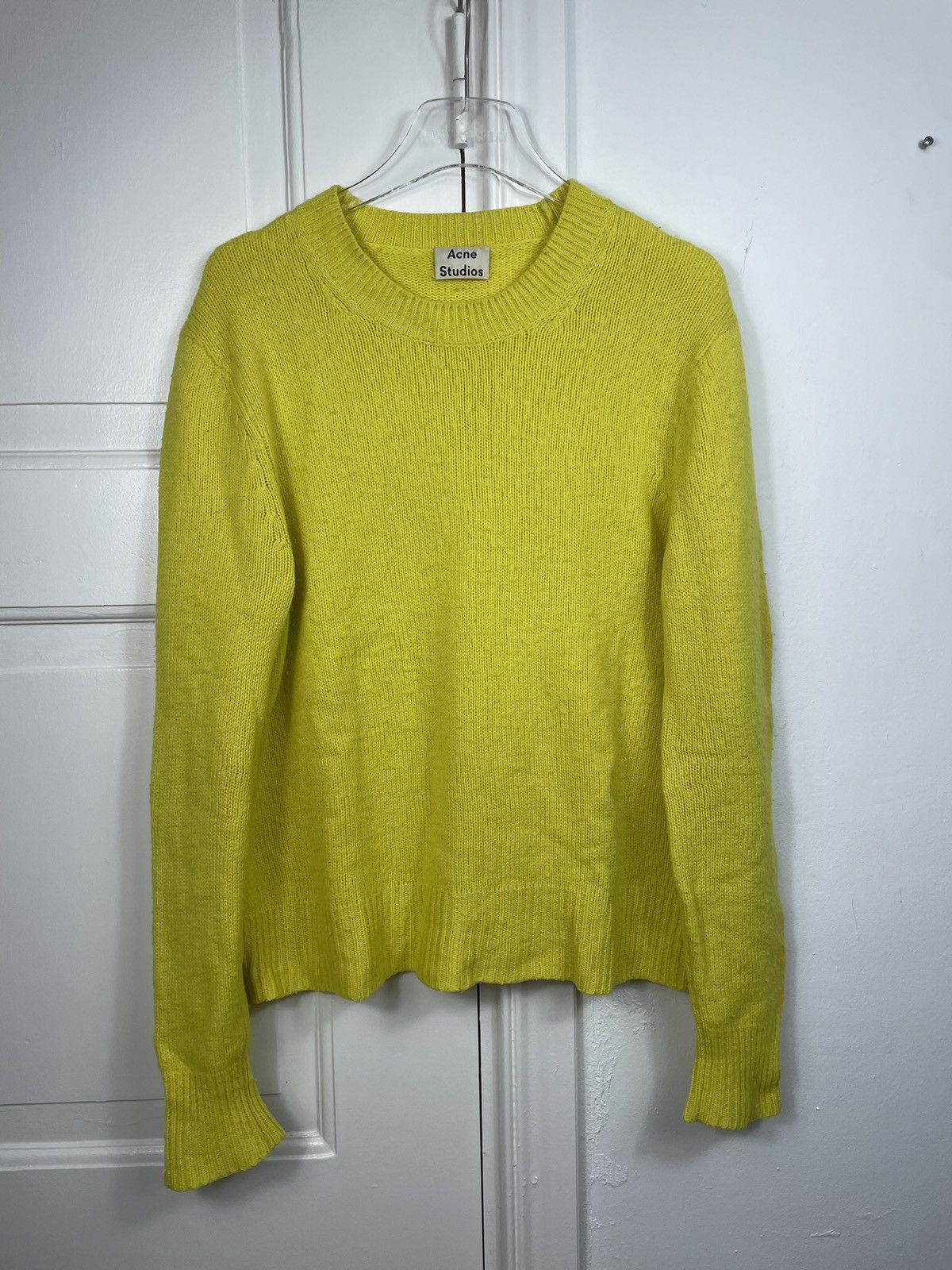 Acne Studios Acne Studios 🔥 peele neon yellow sweater distressed Size US S / EU 44-46 / 1 - 1 Thumbnail