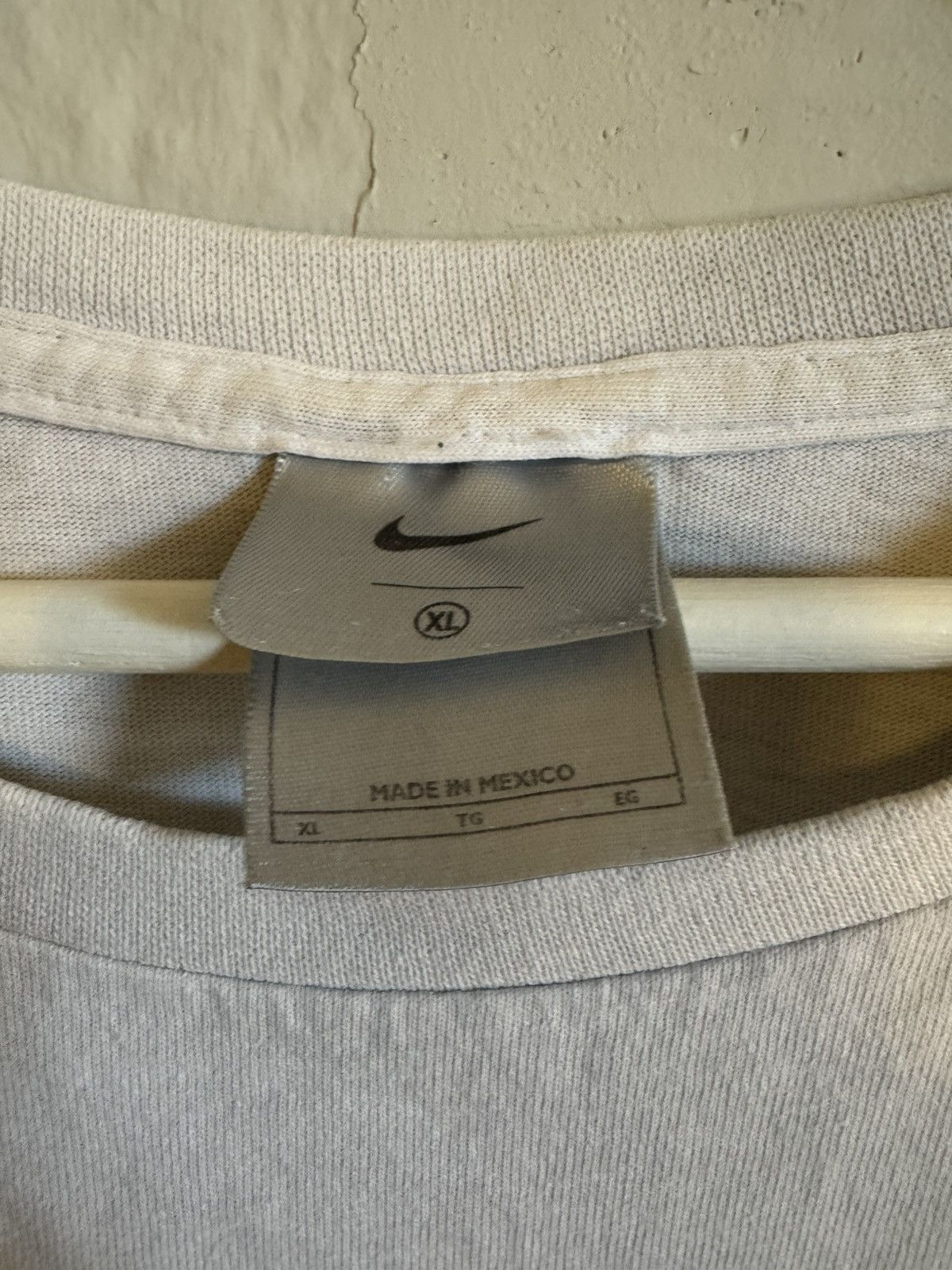Nike Nike Athletics Y2K Tee Size US XL / EU 56 / 4 - 4 Thumbnail