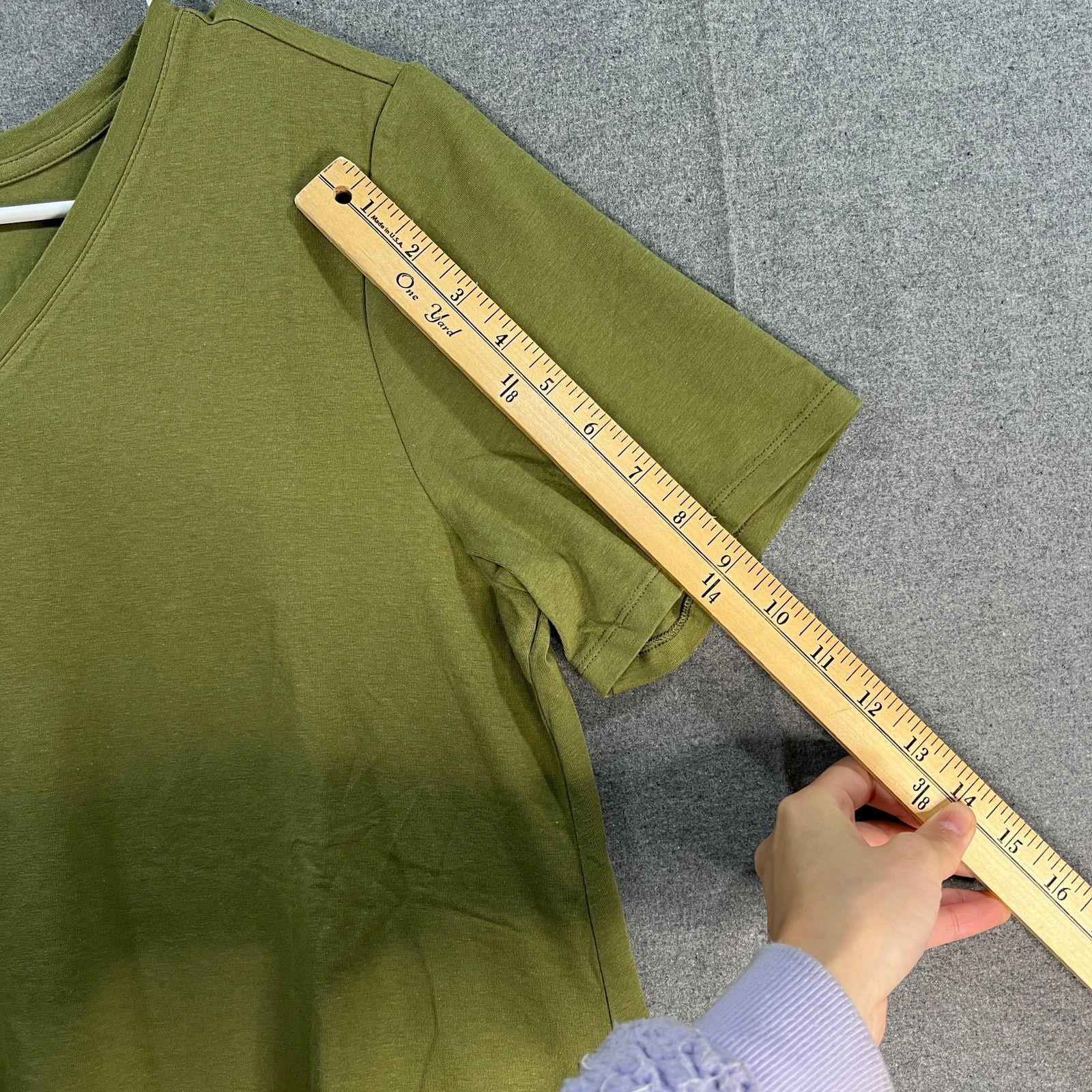 Denim & Co. Denim & Co. Essentials Jersey V-Neck Short Sleeve Swing Size M / US 6-8 / IT 42-44 - 6 Thumbnail