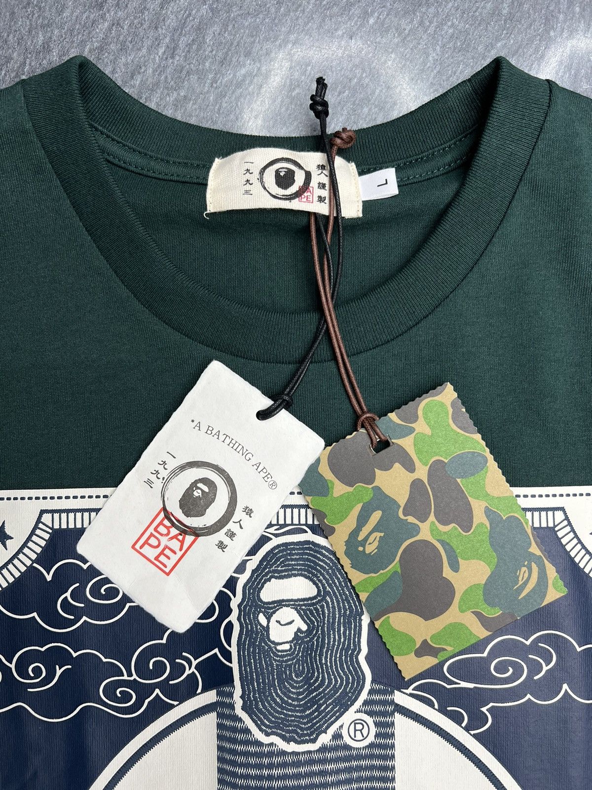Bape Bape Japanese Label Design T-Shirt Size US L / EU 52-54 / 3 - 4 Thumbnail