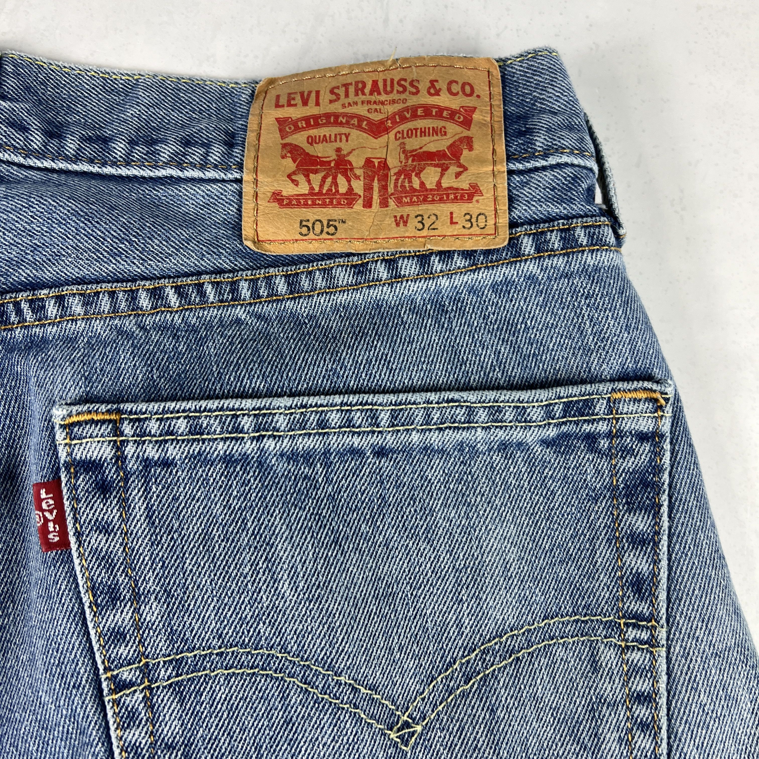 Levi's Levi's Jean Shorts 505 Faded Cut Off Cotton Denim Jorts Size US 33 - 11 Thumbnail
