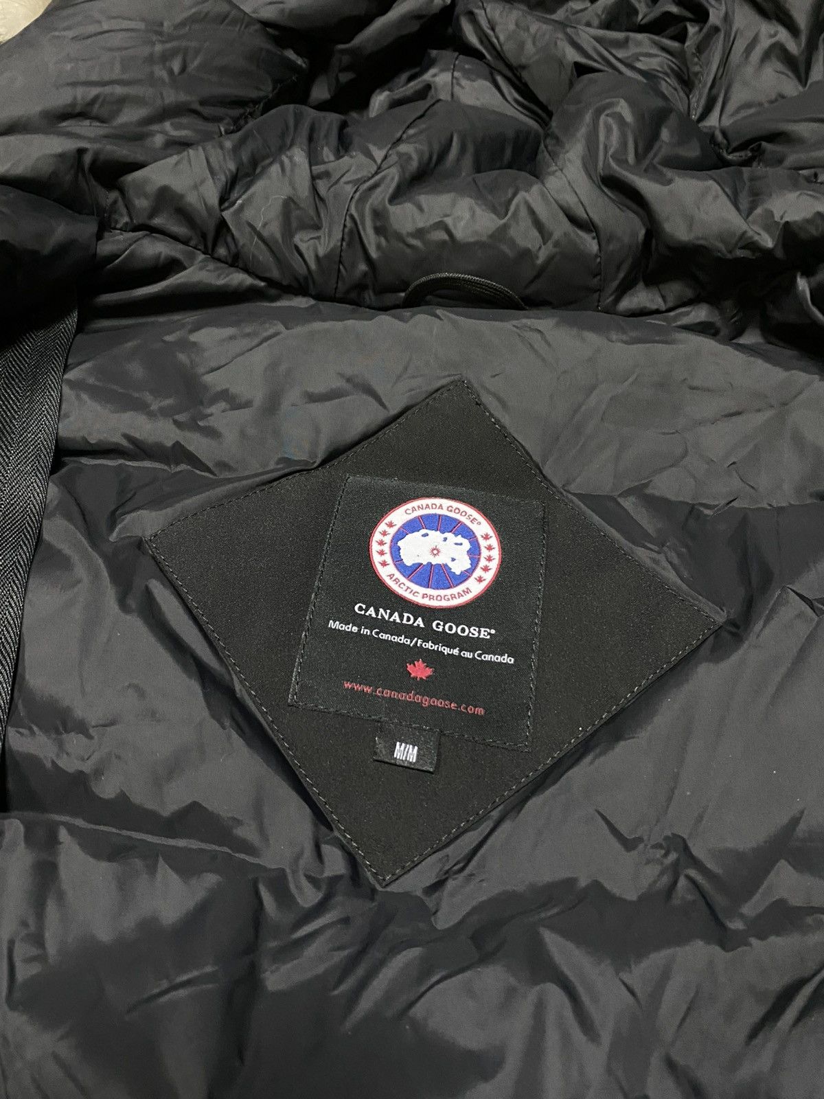 Canada Goose Canada Goose Montebello down puffer jacker parka fur Size M / US 6-8 / IT 42-44 - 6 Thumbnail