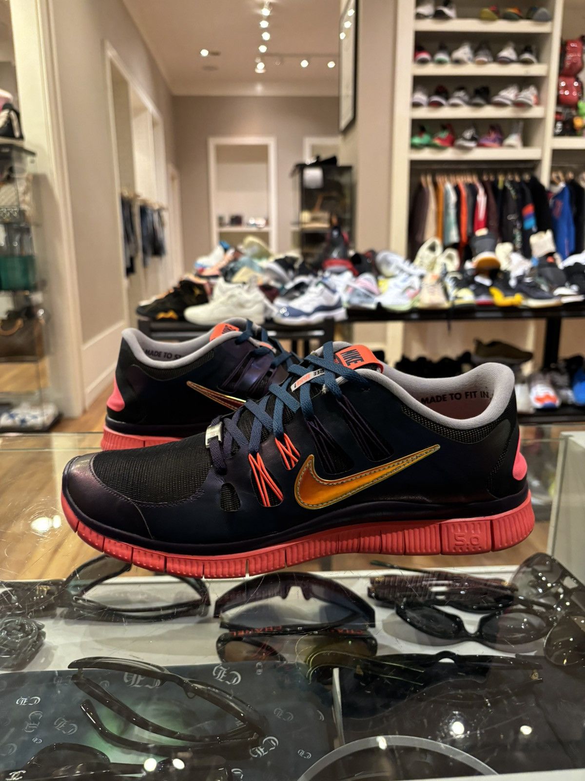 Nike Nike Free 5.0 Doernbecher (2013) Size US 12 / EU 45 - 2 Thumbnail