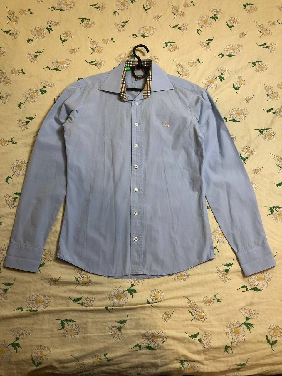 Burberry Vintage Burberry Slim Fit Button Up Shirt Size US S / EU 44-46 / 1 - 1 Thumbnail