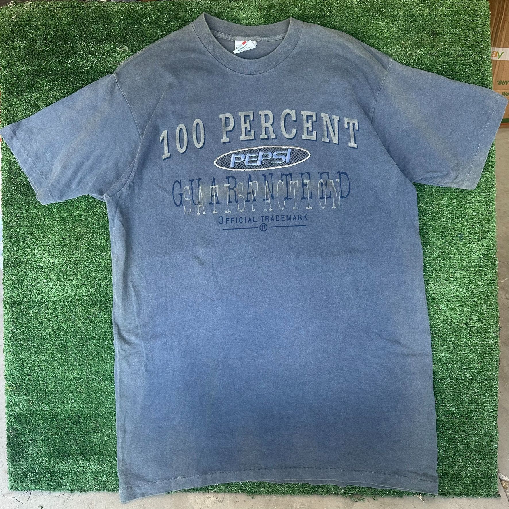 Pepsi Vintage 90s Pepsi Embroidered T-Shirt Single Stitch Sun Fade Size US XL / EU 56 / 4 - 1 Thumbnail