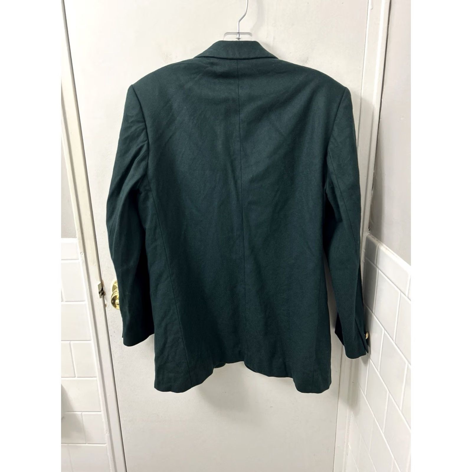 Pendleton VTG Pendleton Blazer Jacket Womens Size 10 100% Wool Made in USA Green Notch Lapel One-Button Single-Breasted Satin Lined 28” mid-length Size L / US 10 / IT 46 - 6 Thumbnail